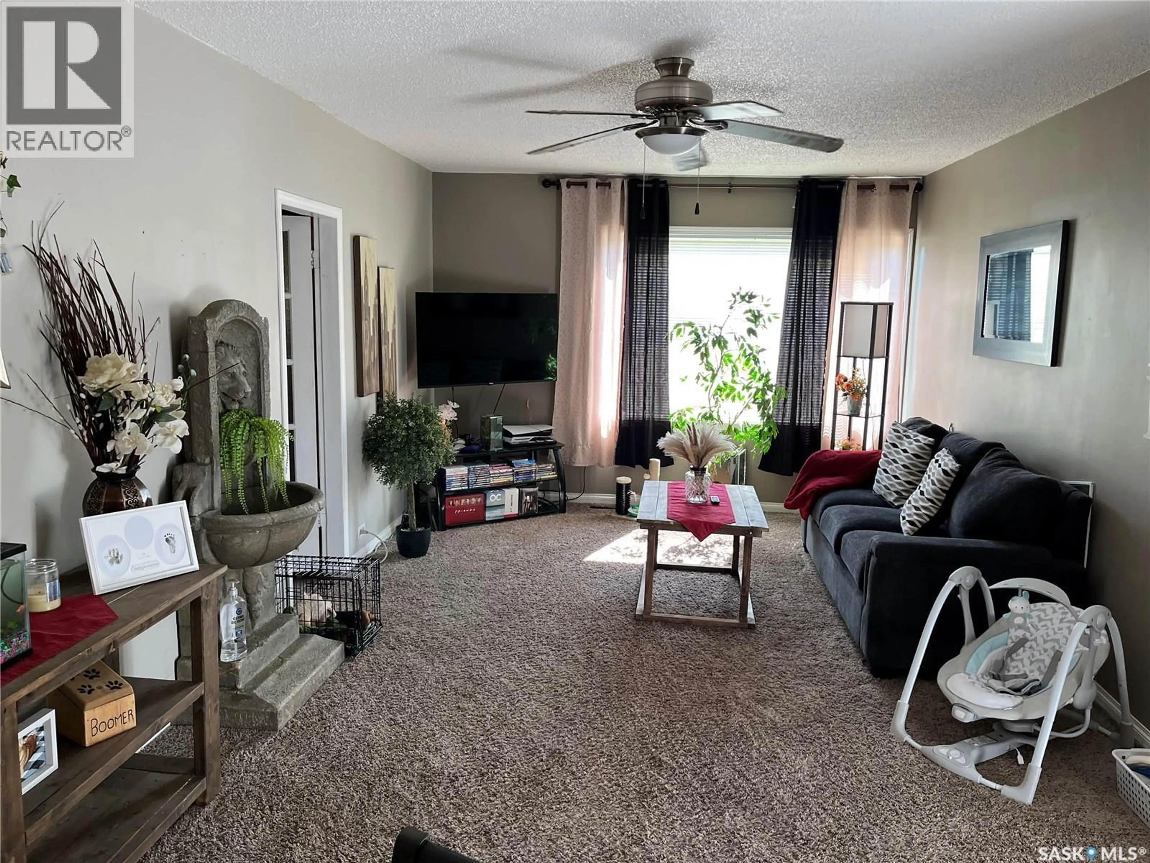 Living room with furniture, unknown for 2 1ST STREET, Poplar Valley Rm No. 12 Saskatchewan S0H1N0