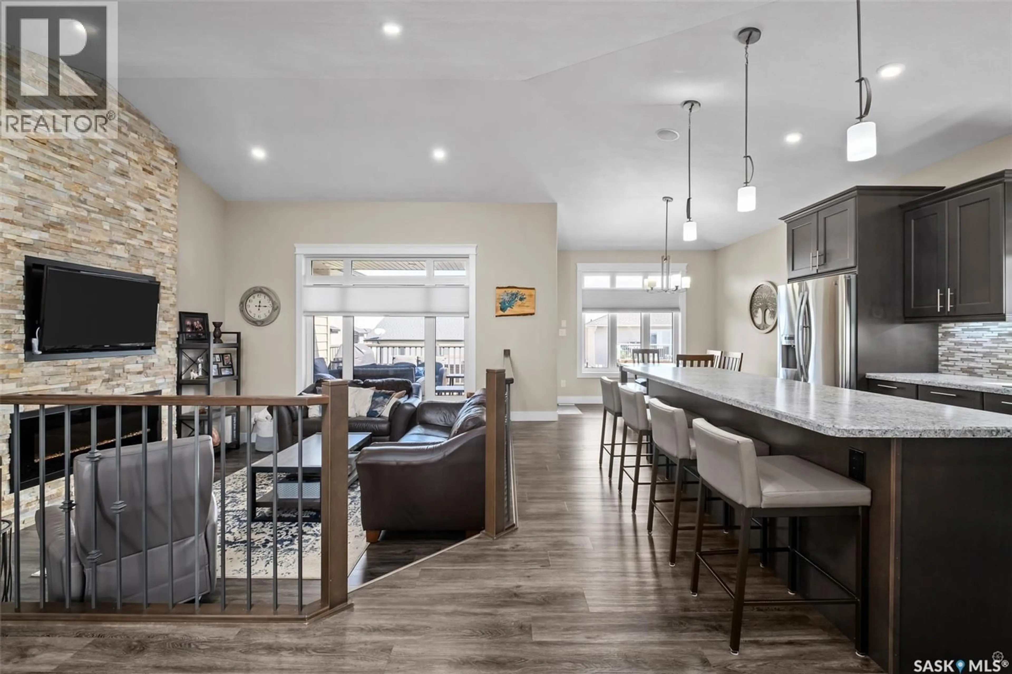 Open concept kitchen, unknown for 28 SMILEY DRIVE, Prince Albert Saskatchewan S6X0B3