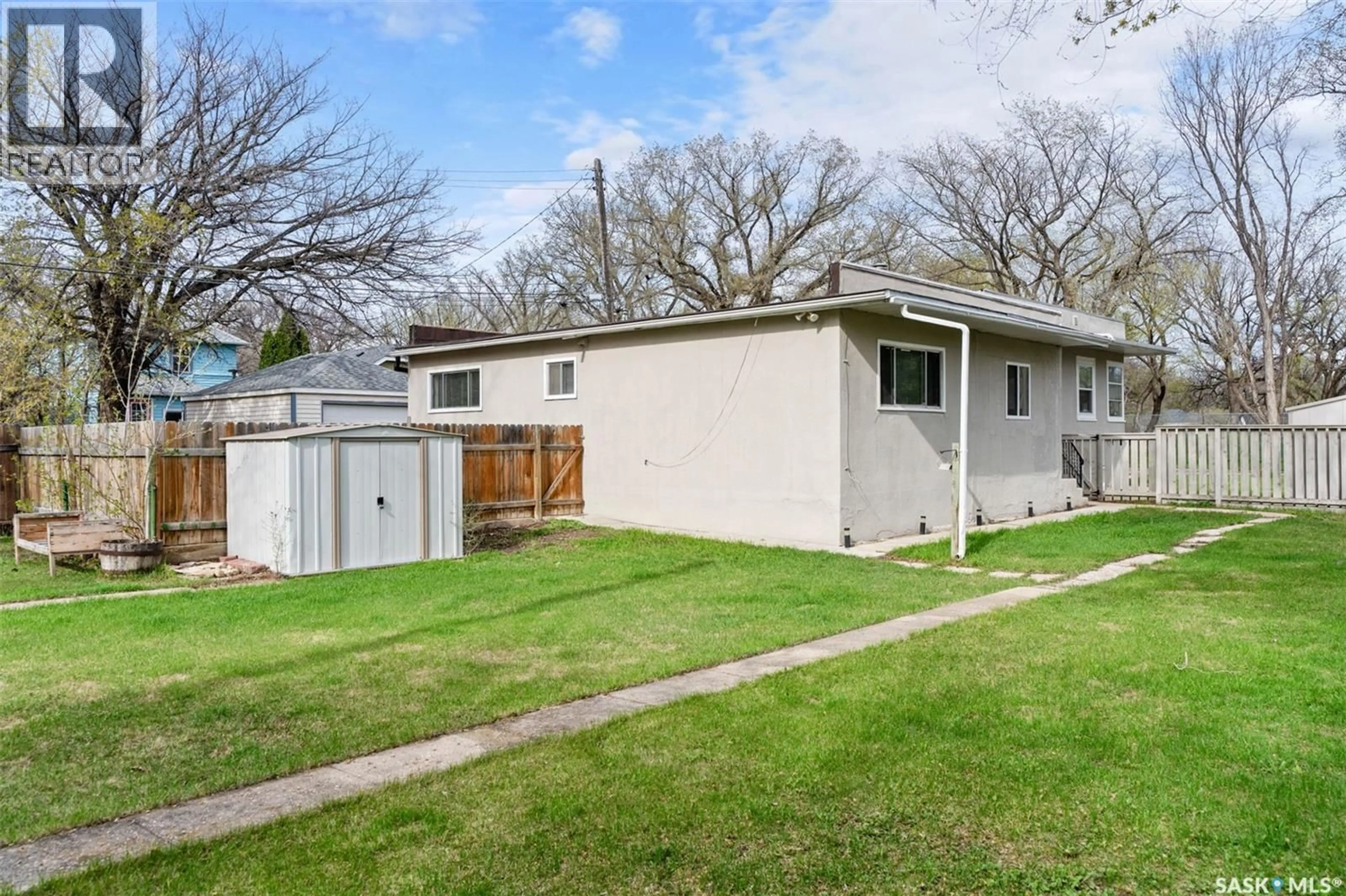 Unknown for 1023 G AVENUE, Saskatoon Saskatchewan S7L2A1