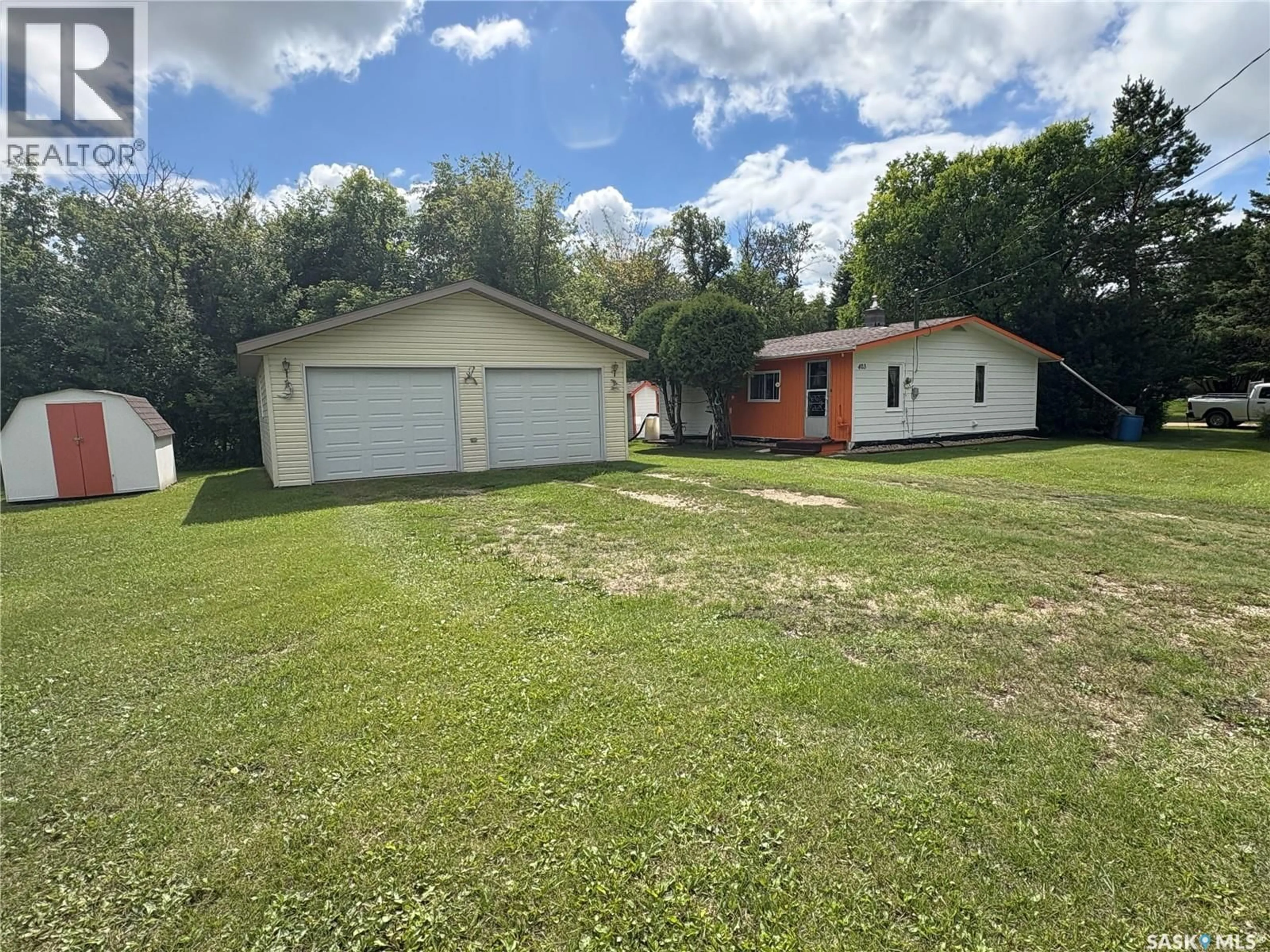 A pic from outside/outdoor area/front of a property/back of a property/a pic from drone, street for 403 KATZ STREET, Pelly Saskatchewan S0A2Z0