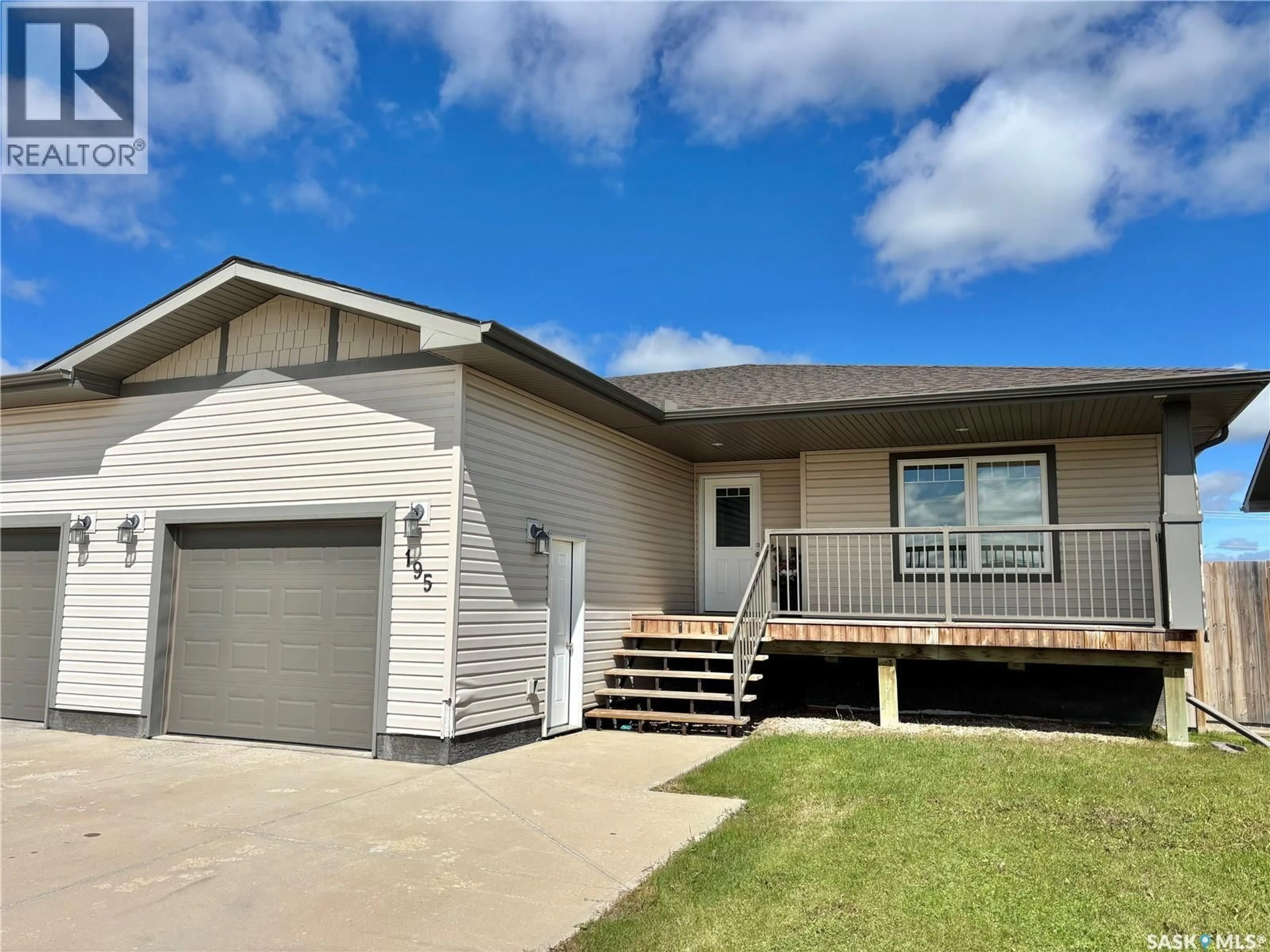 Home with vinyl exterior material, unknown for 195 GOOD SPIRIT CRESCENT, Yorkton Saskatchewan S3N3J8
