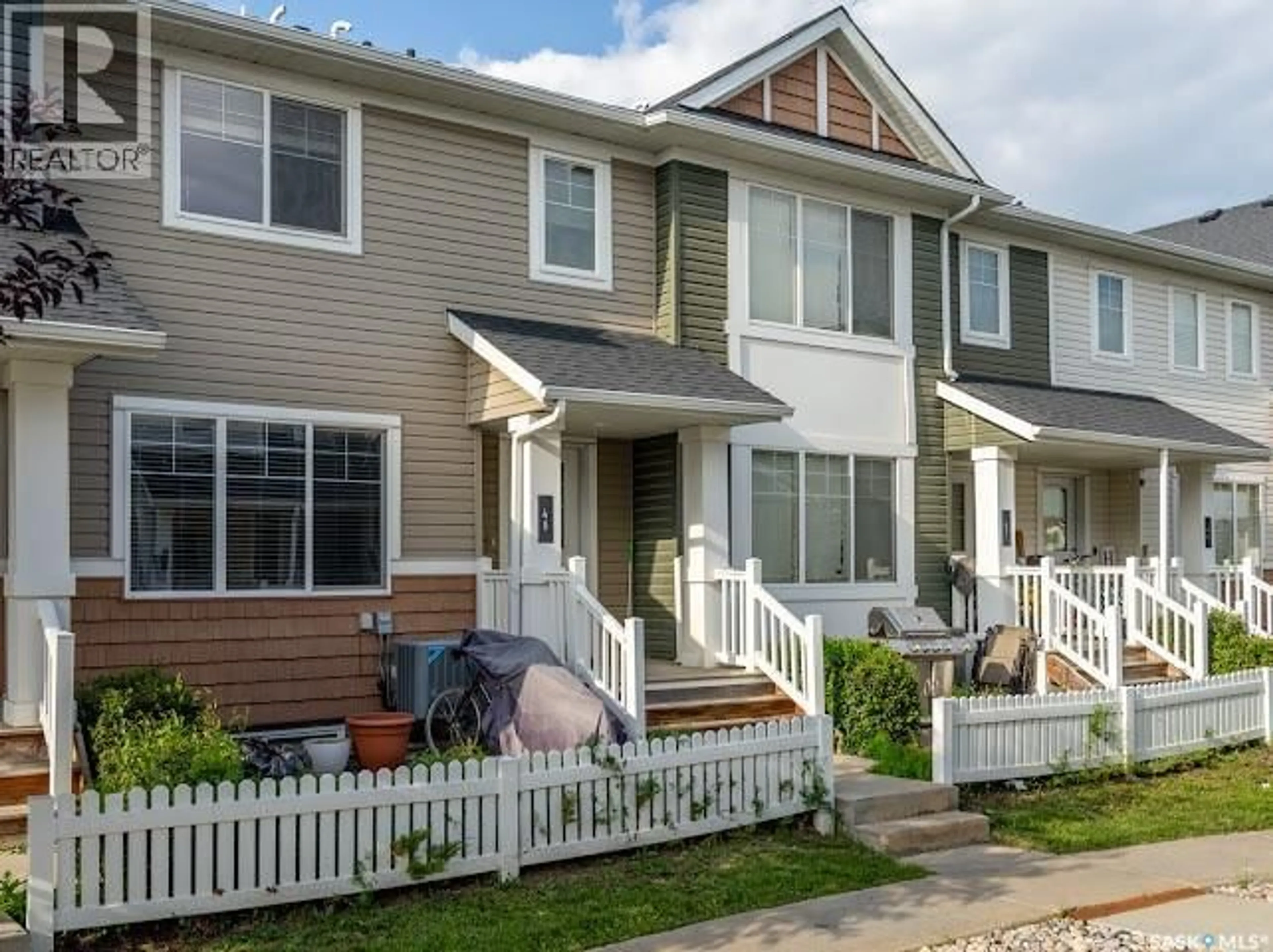 Home with vinyl exterior material, street for 48 5246 AERODROME ROAD, Regina Saskatchewan S4W0H7