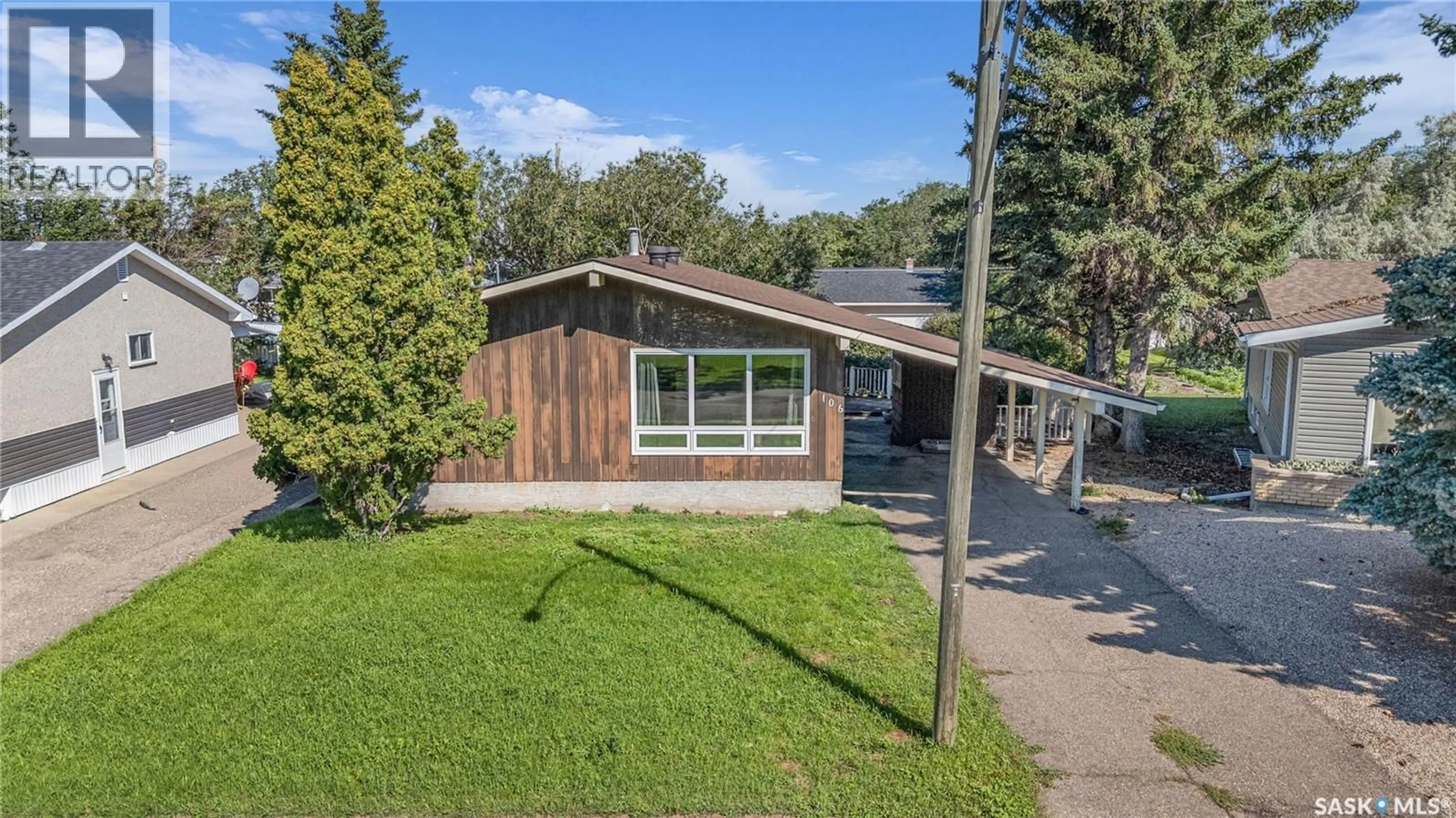 Unknown for 106 WOOD CRESCENT, Assiniboia Saskatchewan S0H0B0