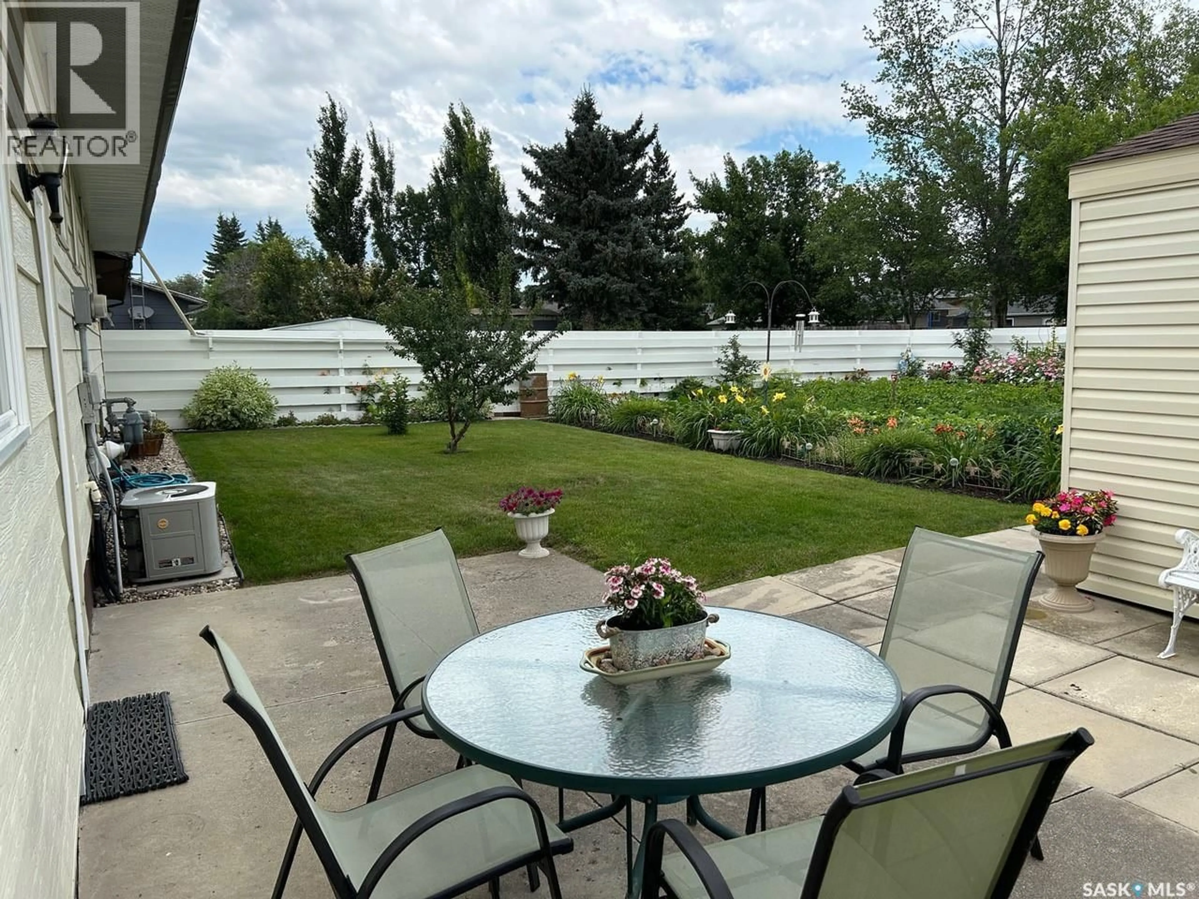 Patio, mountain view for 914 16TH STREET, Humboldt Saskatchewan S0K2A0
