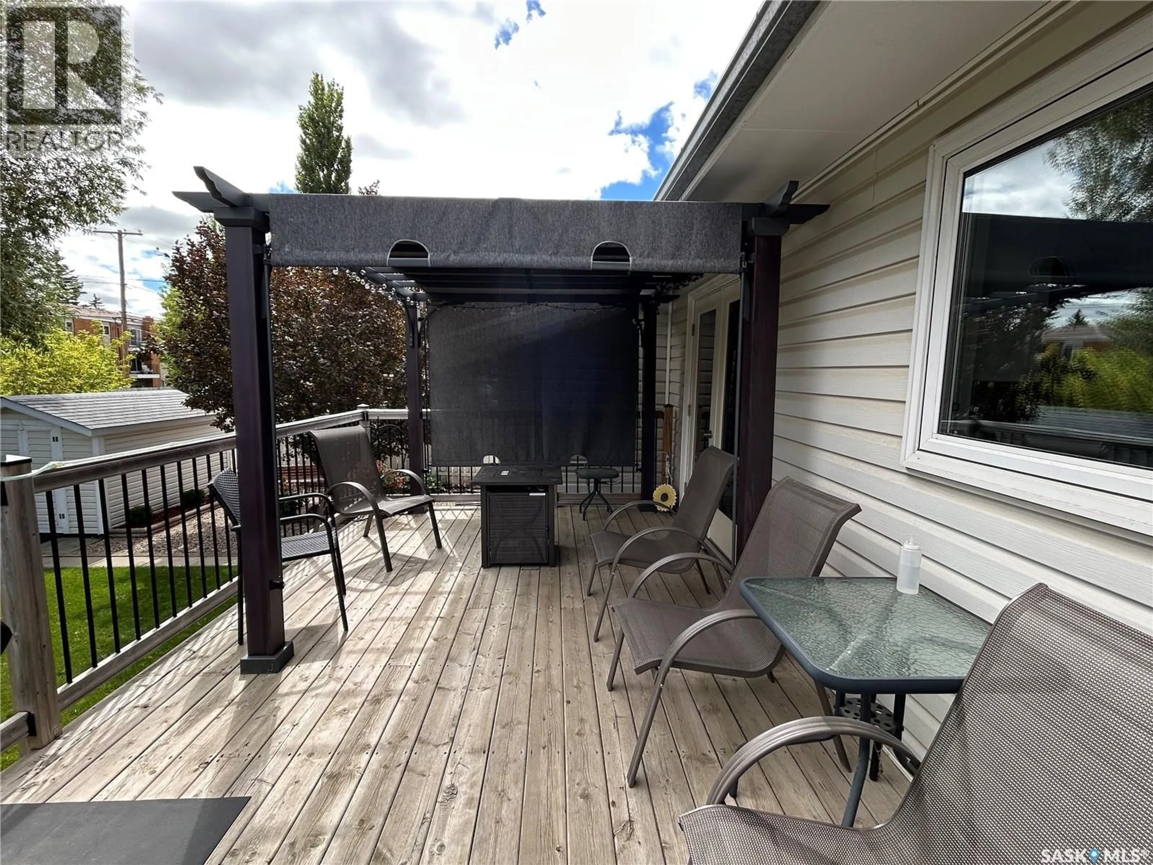 Patio, street for 1130 9TH STREET, Humboldt Saskatchewan S0K2A0