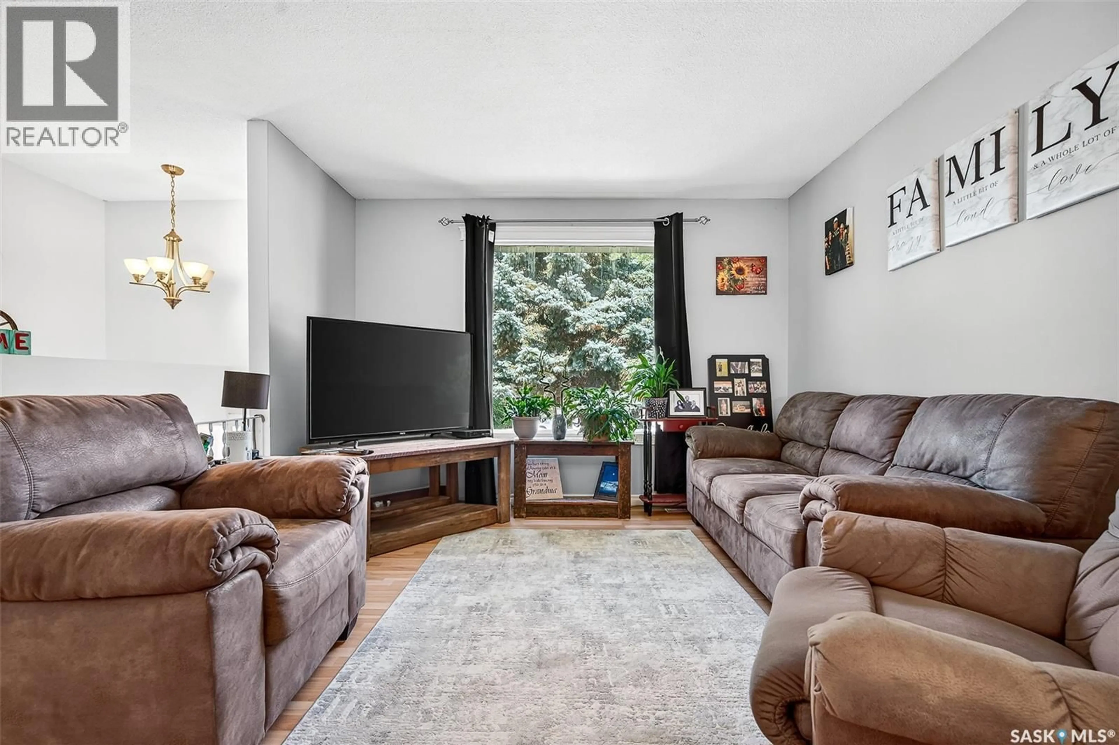 Living room with furniture, unknown for 1231 SPADINA STREET, Moose Jaw Saskatchewan S6H7G5