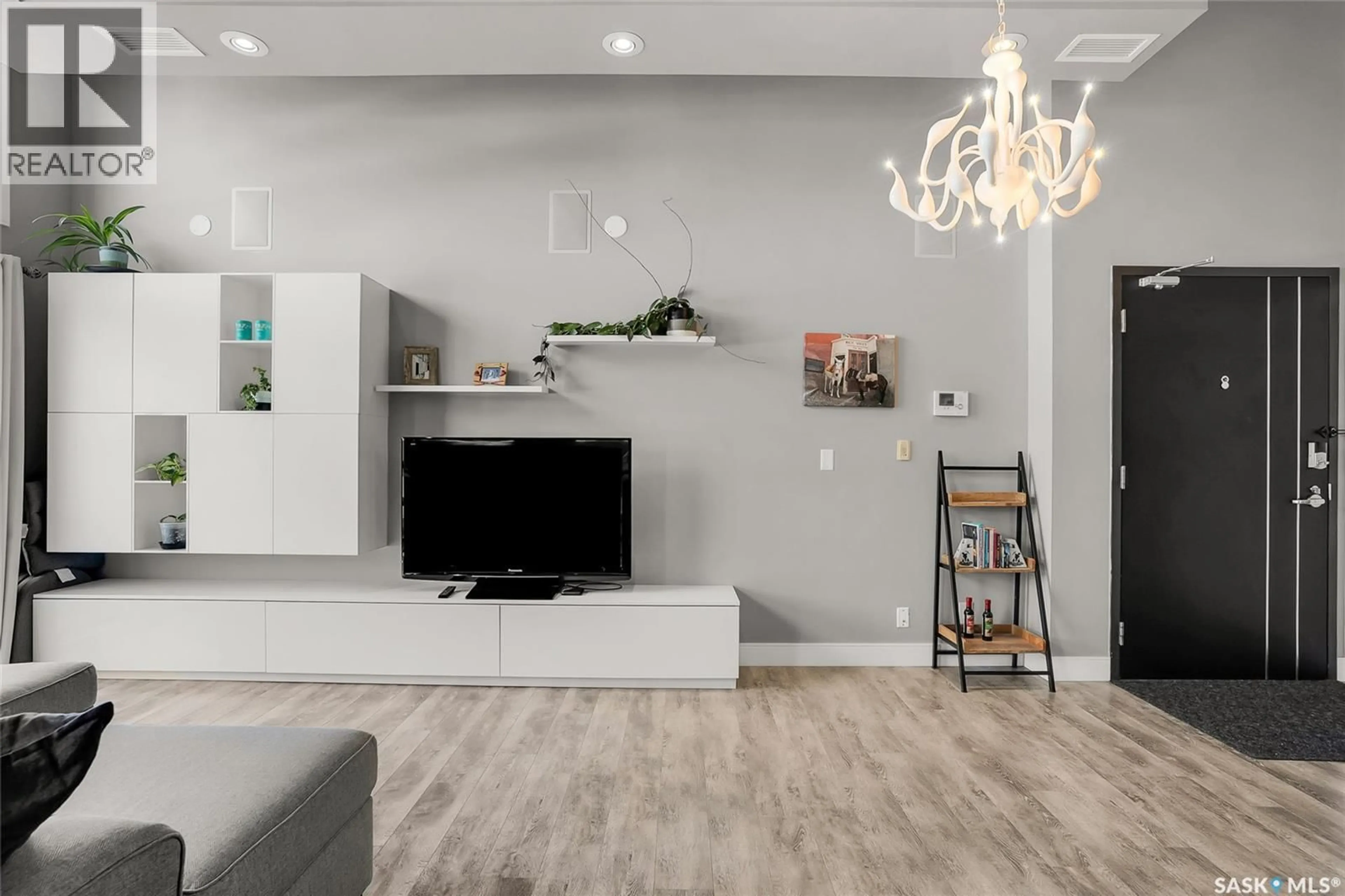 Living room with furniture, unknown for 419 - 304 WILLOWGROVE SQUARE, Saskatoon Saskatchewan S7W8B8