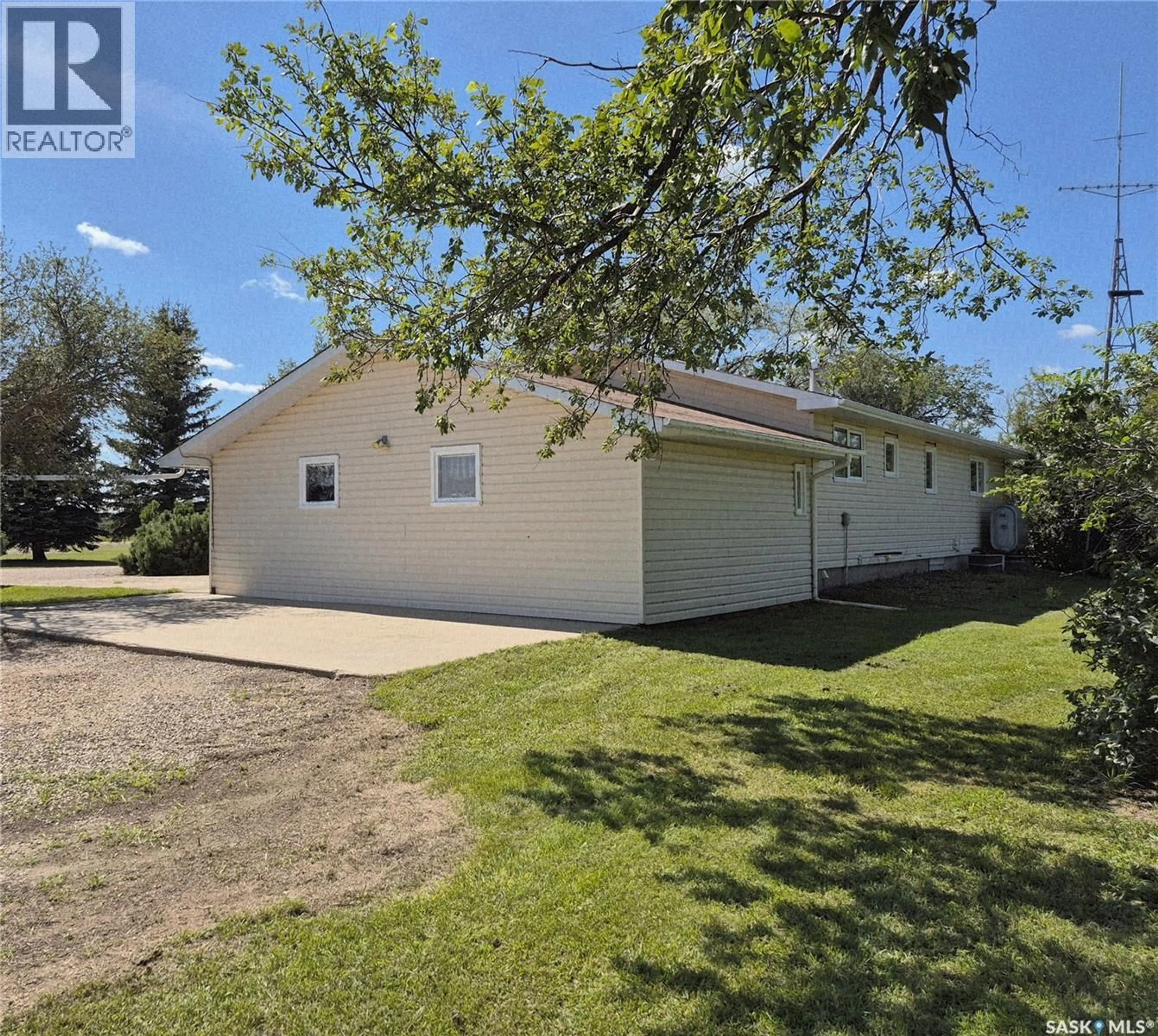 Shed for GADER ACREAGE, Coulee Rm No. 136 Saskatchewan S0N1M0