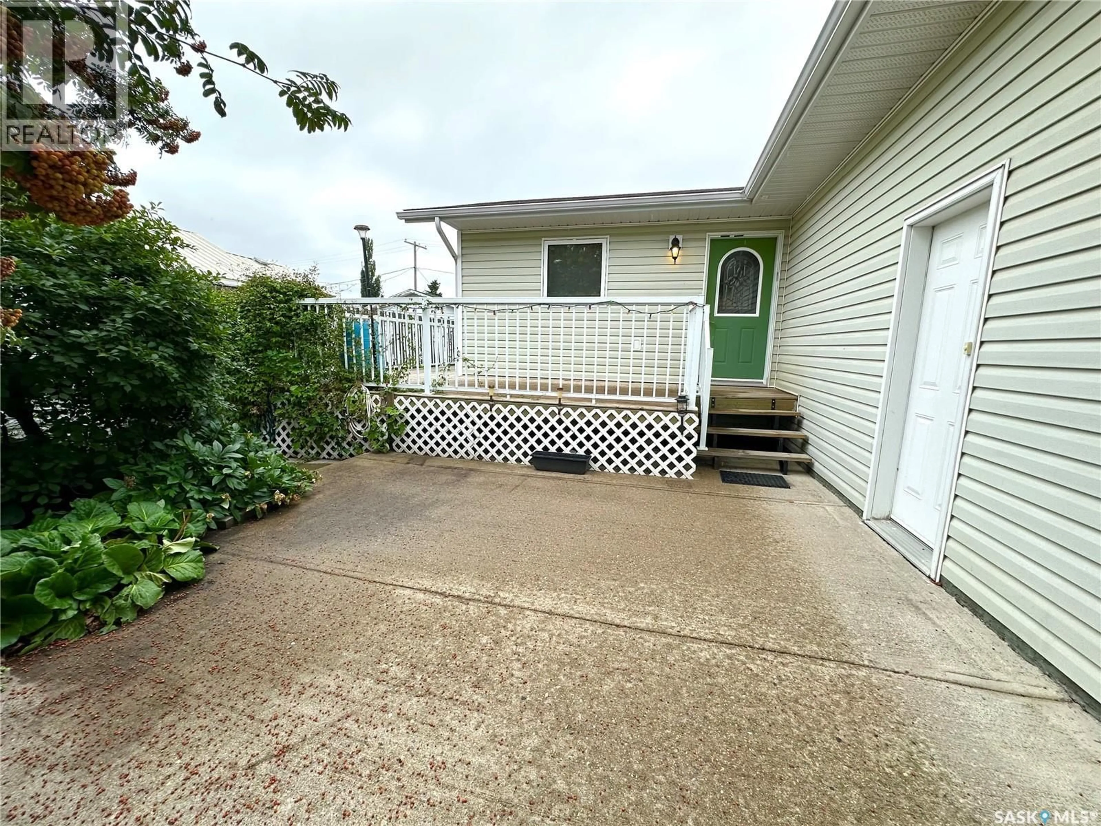 Unknown for 220 3RD STREET, Spiritwood Saskatchewan S0J2M0