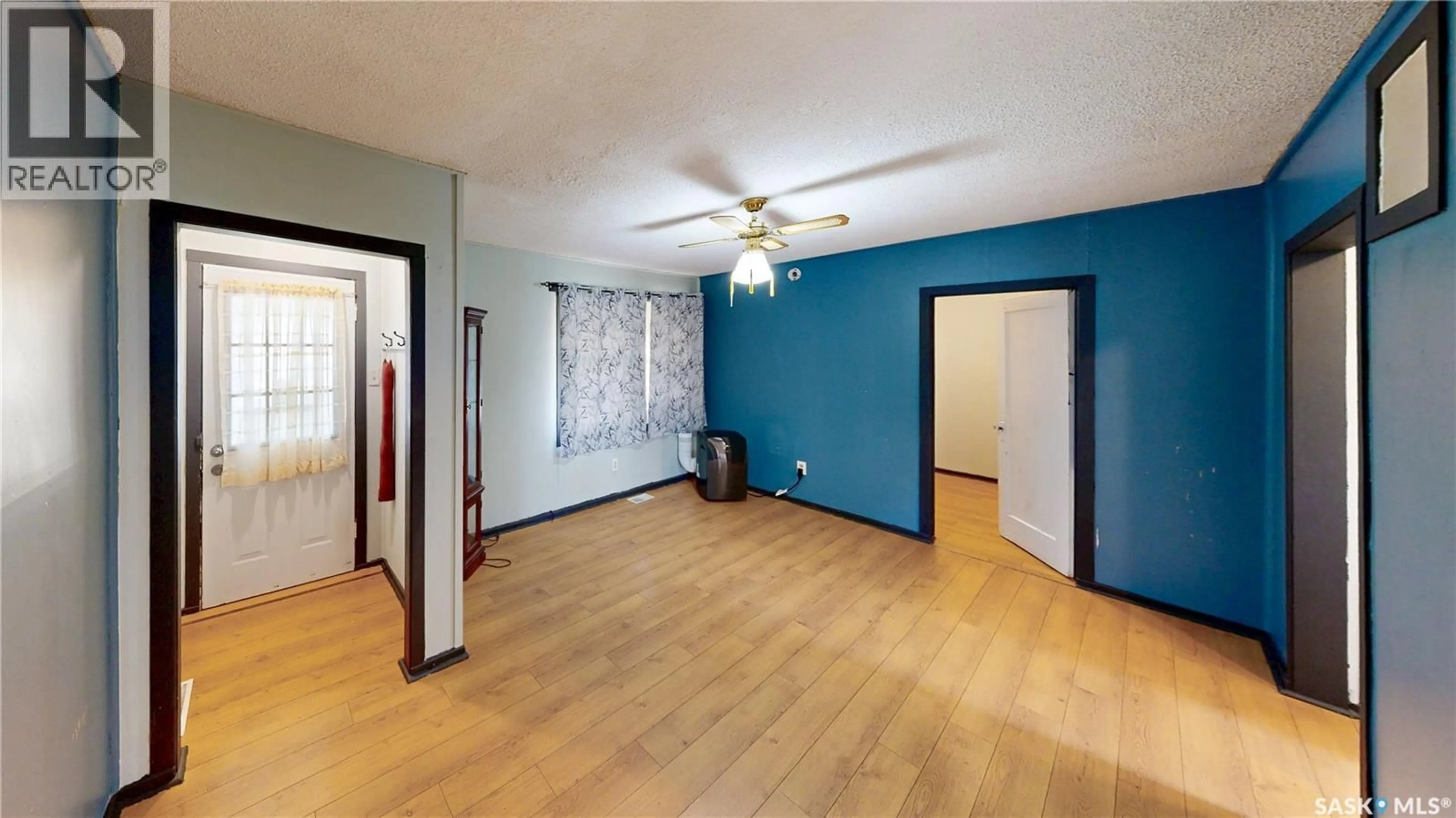 A pic of a room for 1 INGERSOLL CRESCENT, Regina Saskatchewan S4T5Y8