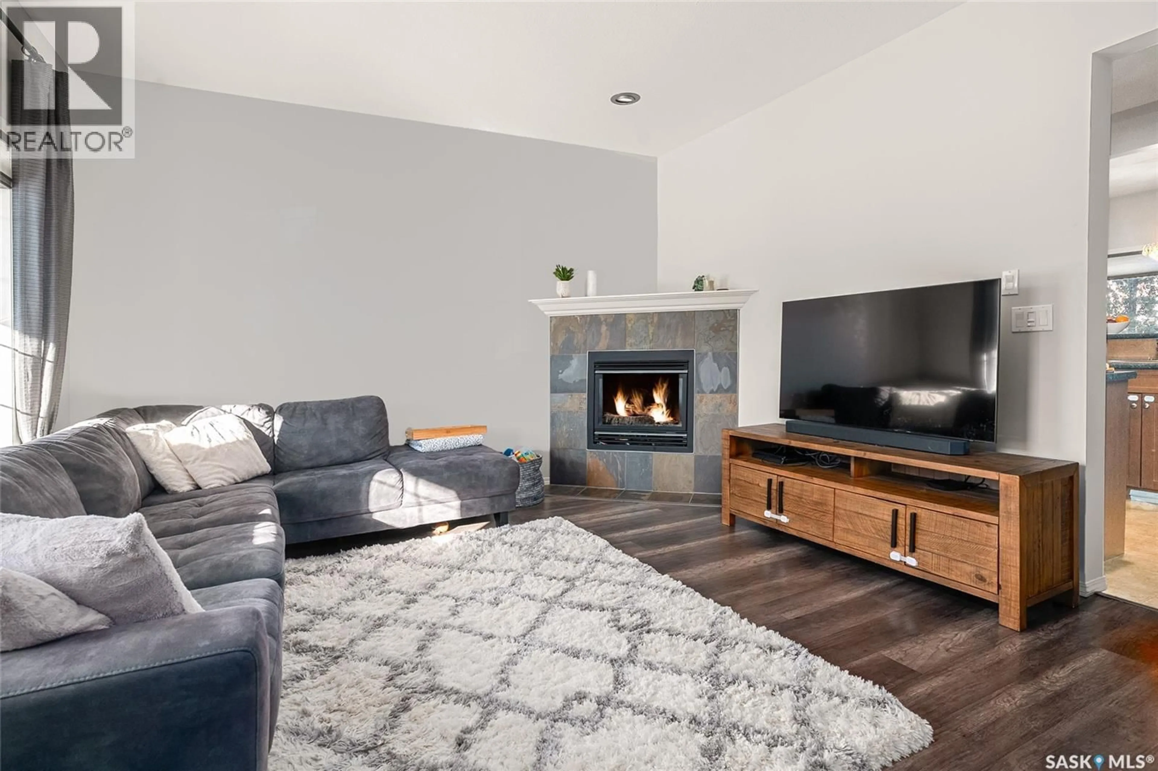 Living room with furniture, unknown for 335 LYND LANE, Saskatoon Saskatchewan S7T0B1