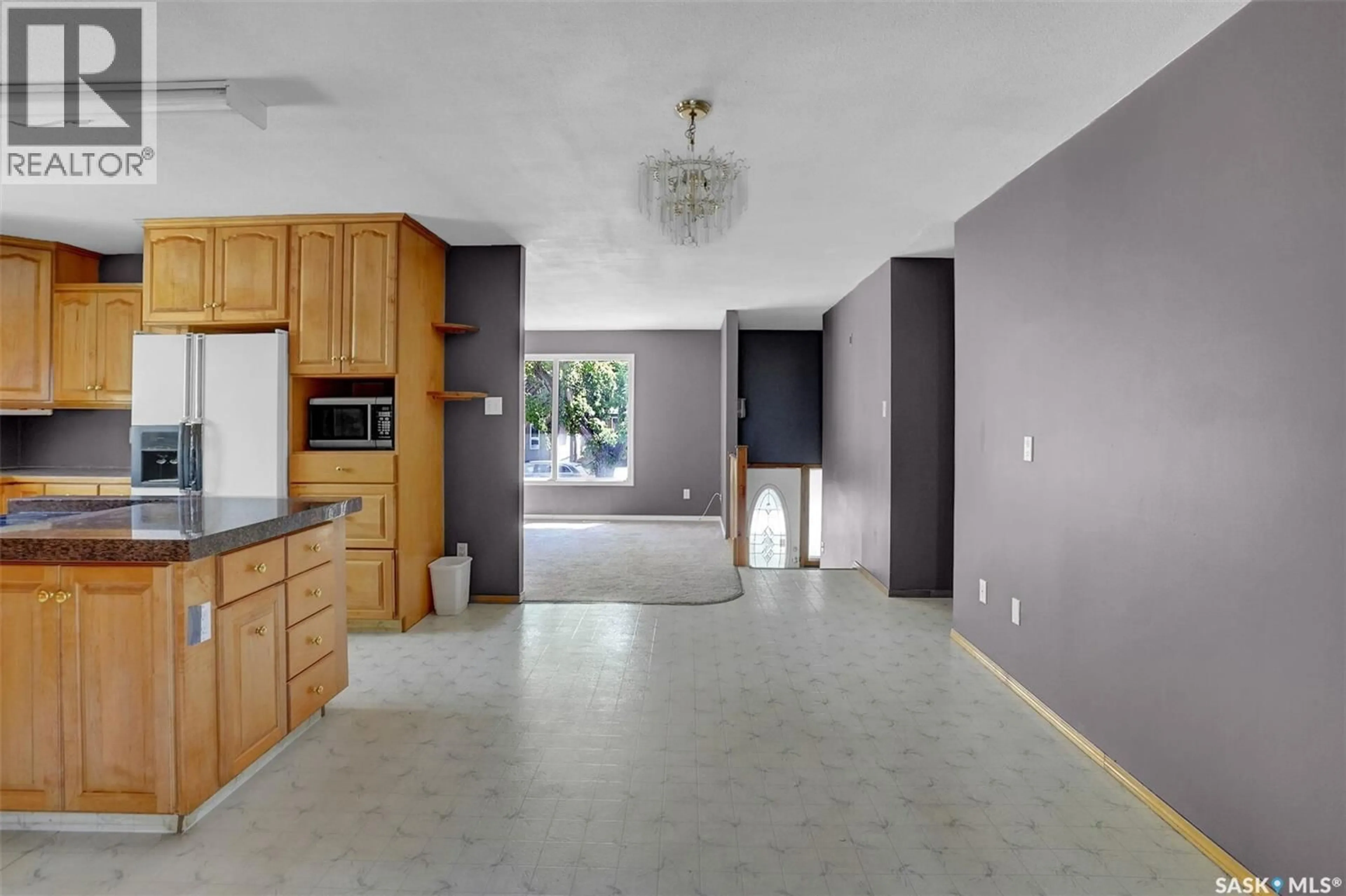Open concept kitchen, unknown for 1560 ROTHWELL STREET, Regina Saskatchewan S4N2B6