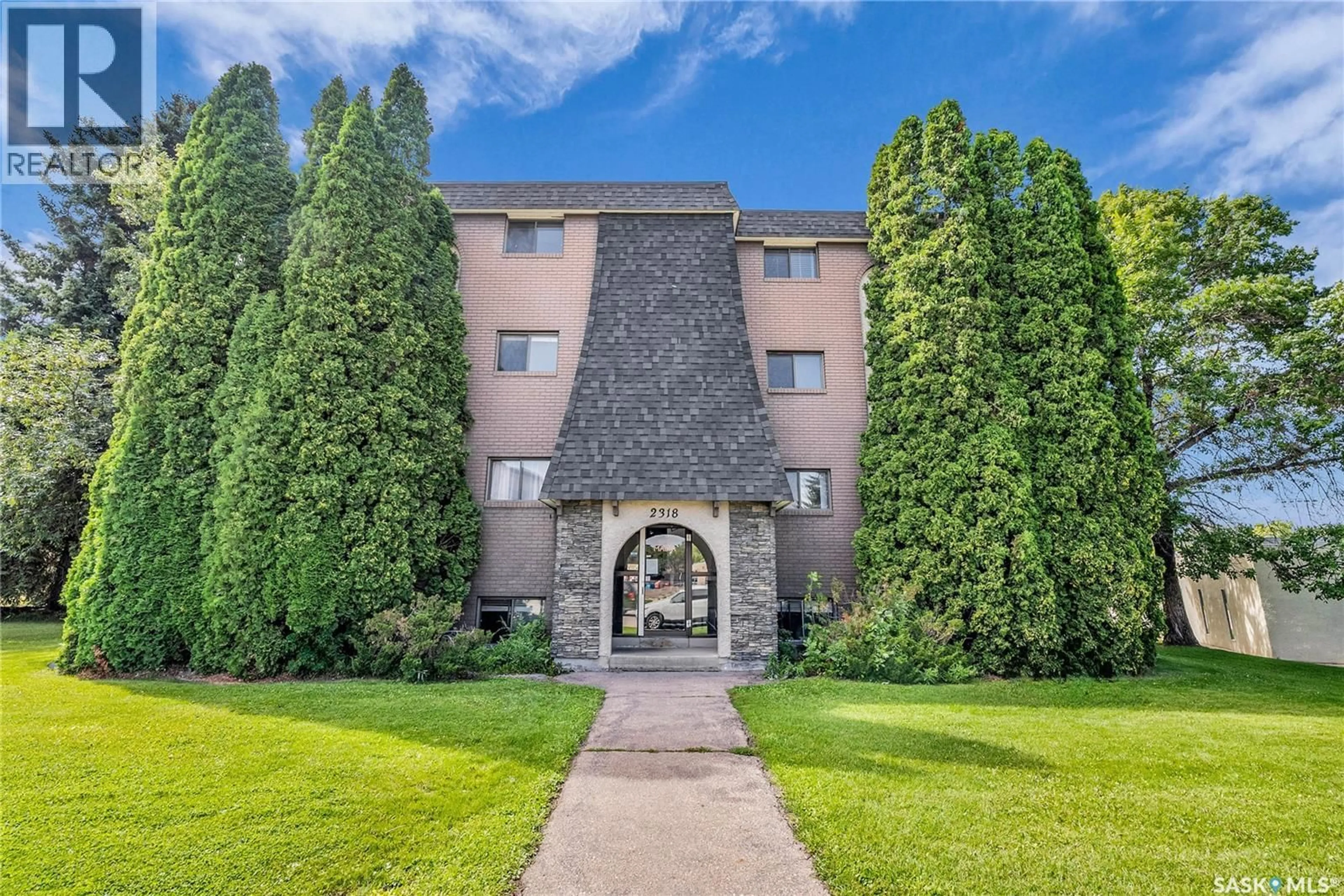 Patio, unknown for 310 2318 ARLINGTON AVENUE, Saskatoon Saskatchewan S7J3L3
