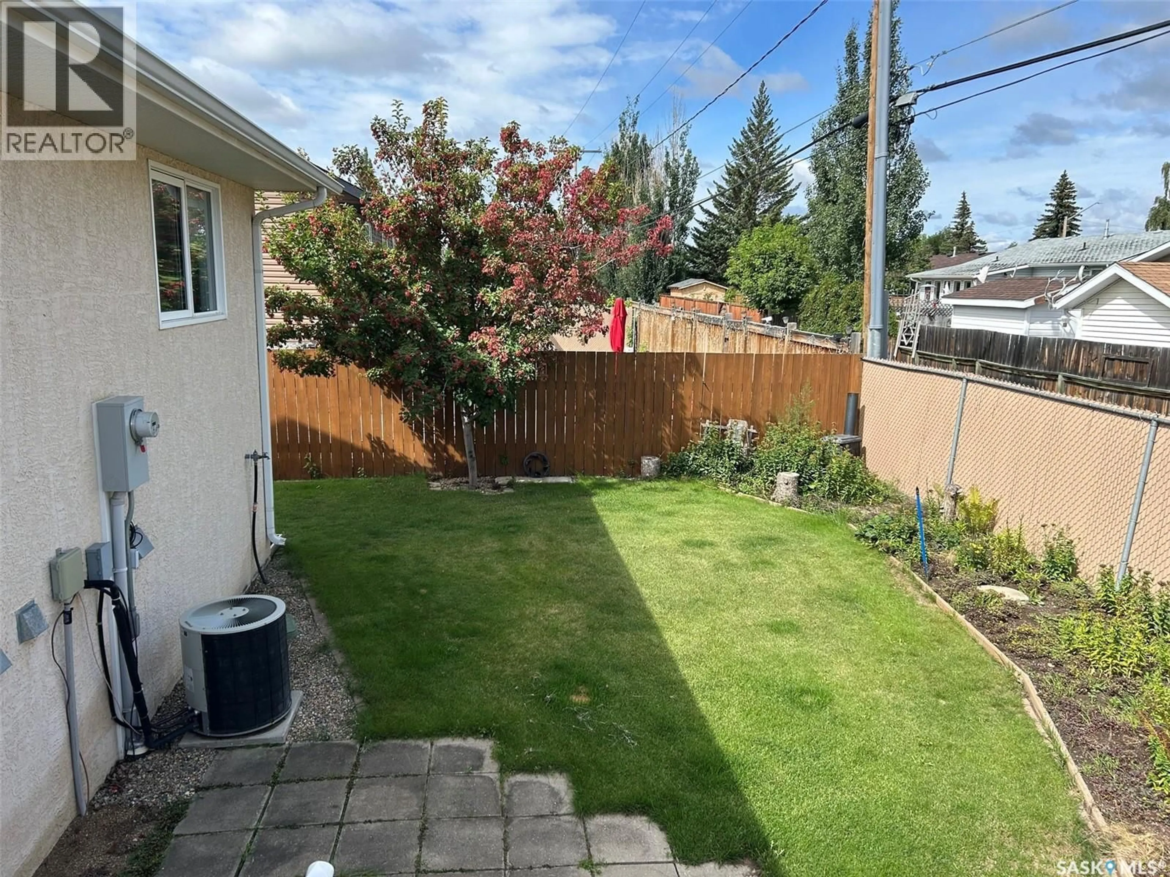 Patio, street for 102 15TH STREET, Battleford Saskatchewan S0M0E0