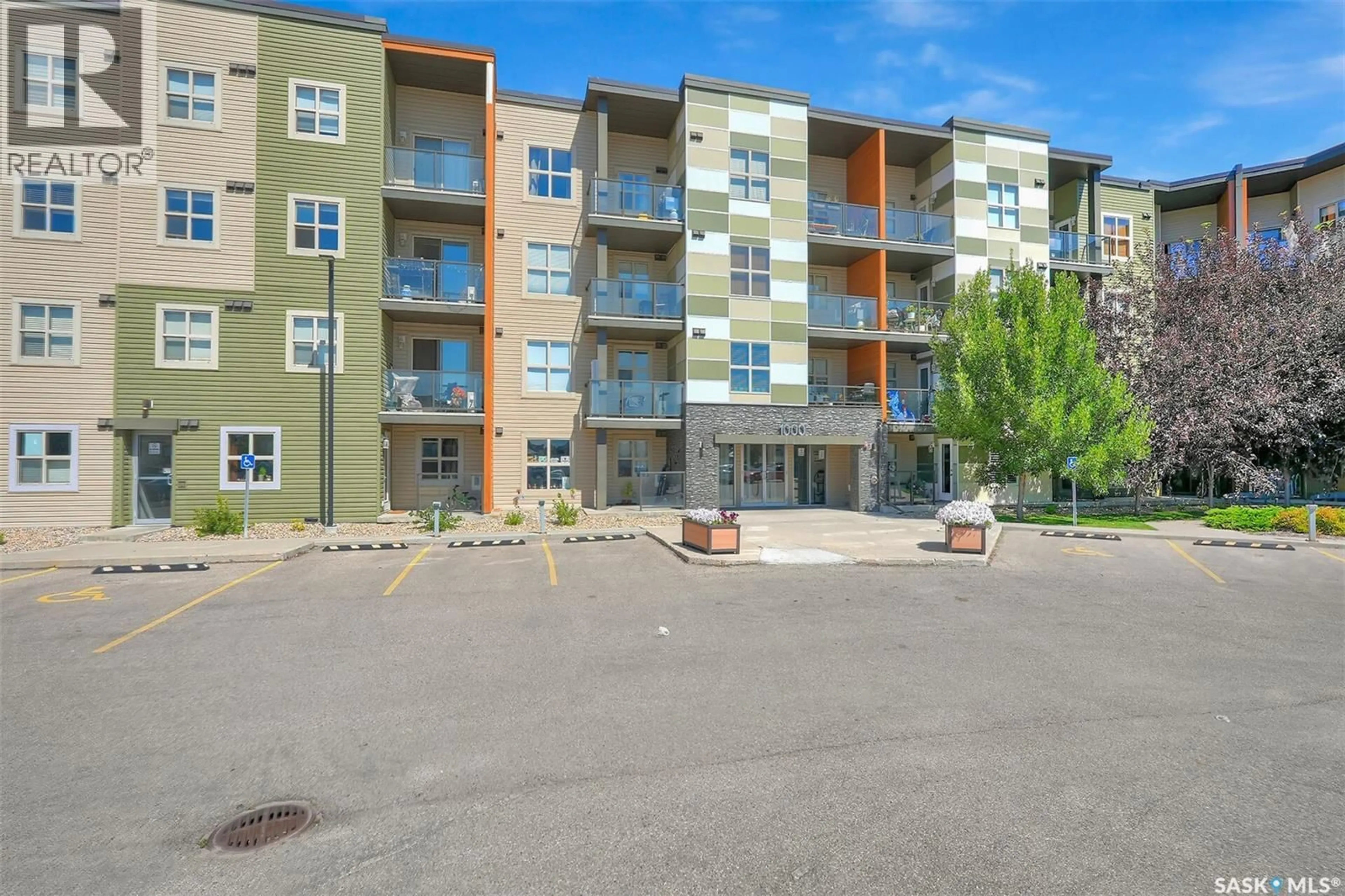 Patio, unknown for 5500 - 1224 MITCHINSON WAY, Regina Saskatchewan S4W0N9