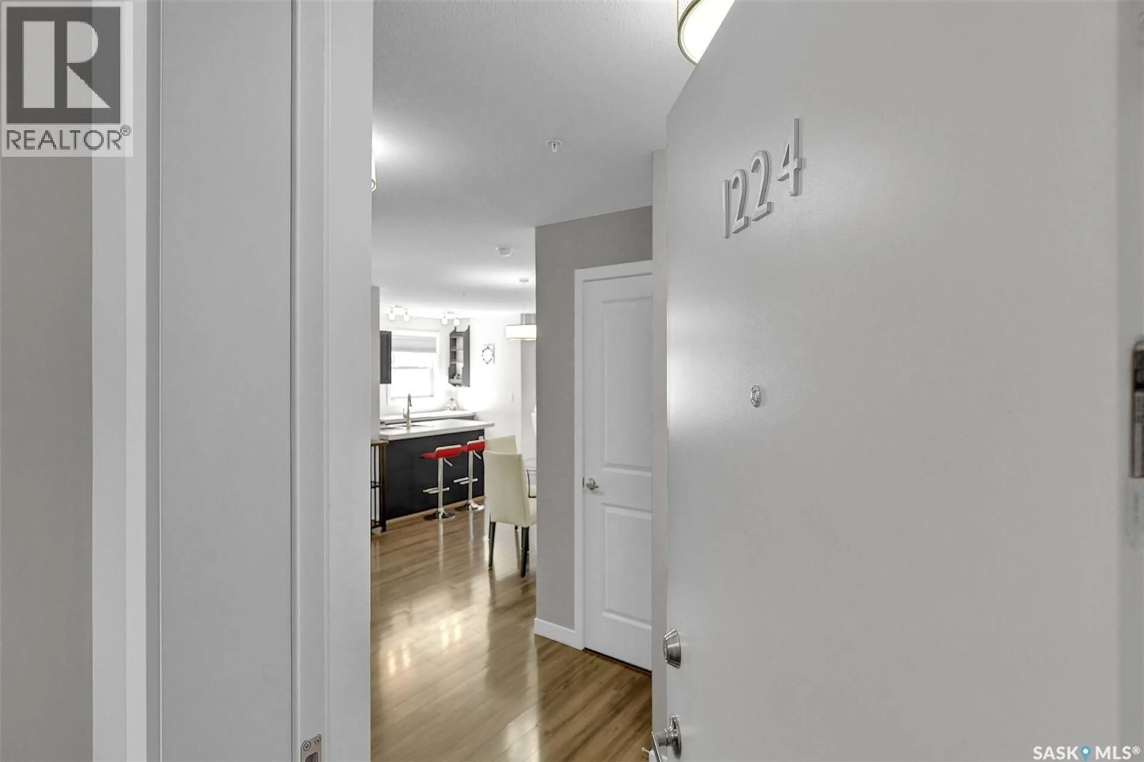 Indoor entryway for 5500 - 1224 MITCHINSON WAY, Regina Saskatchewan S4W0N9