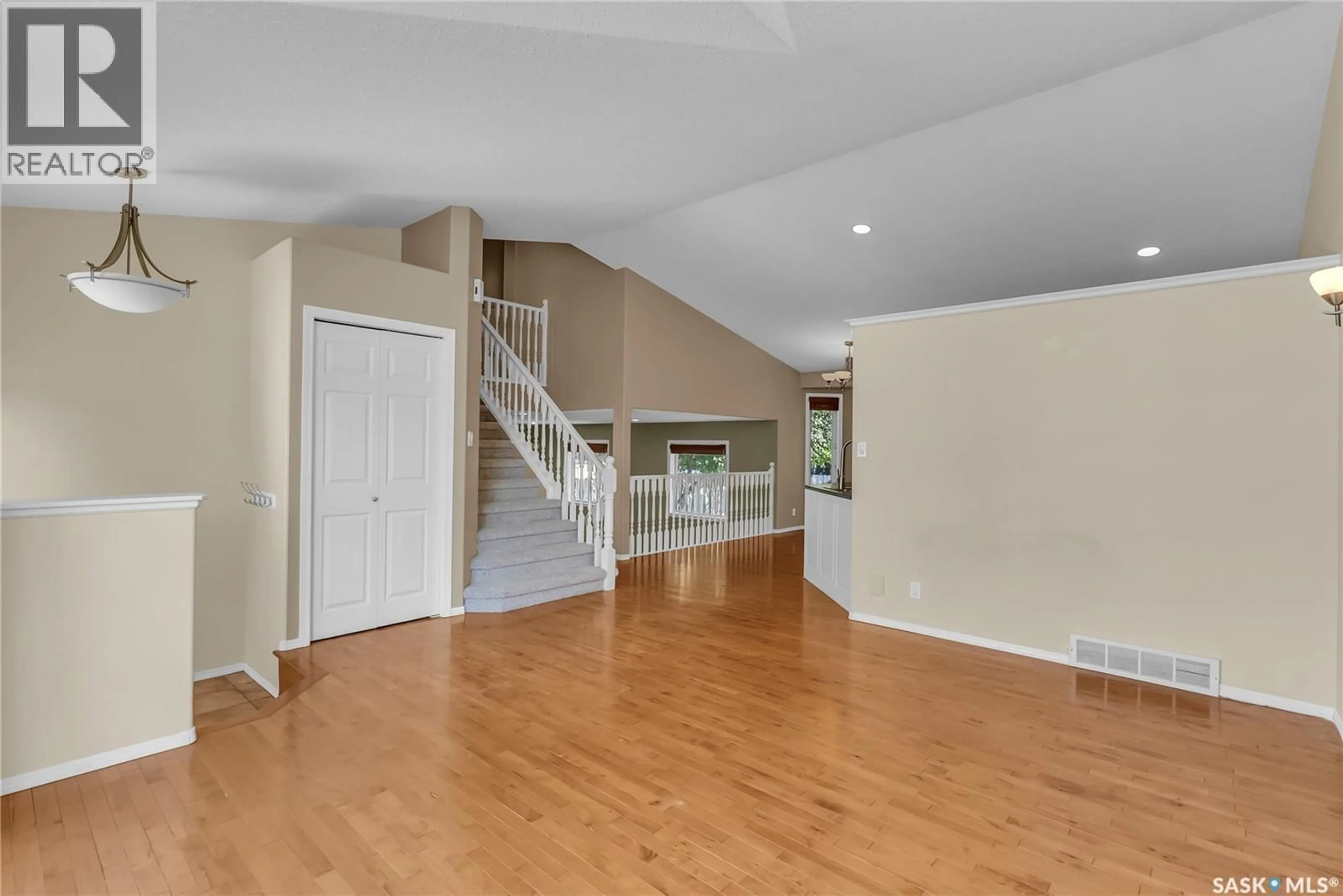 Unknown for 730 CHOTEM CRESCENT, Saskatoon Saskatchewan S7N4P1