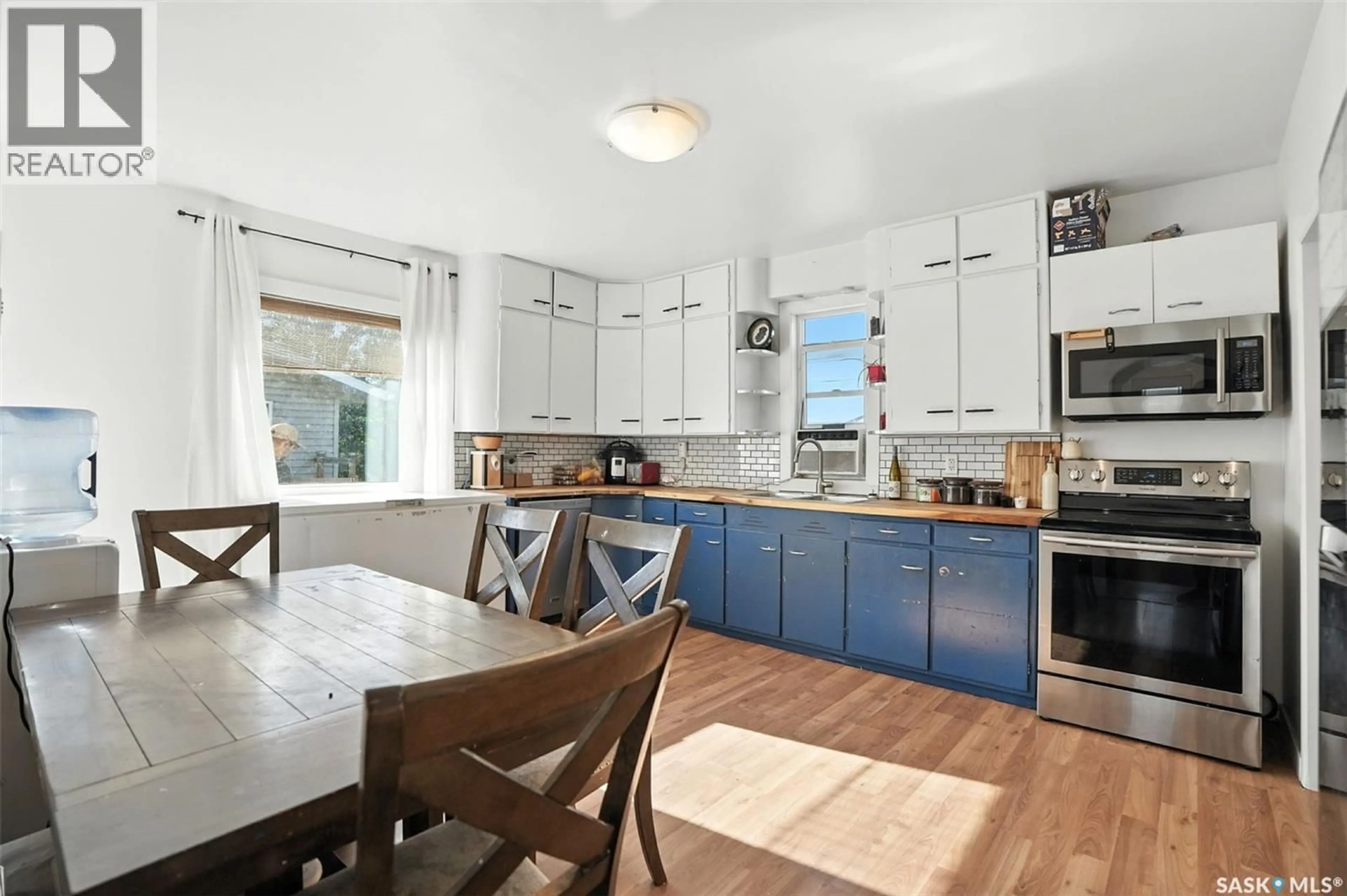 Open concept kitchen, ceramic/tile floor for 120 COLBORNE AVENUE, Viscount Saskatchewan S0K4M0