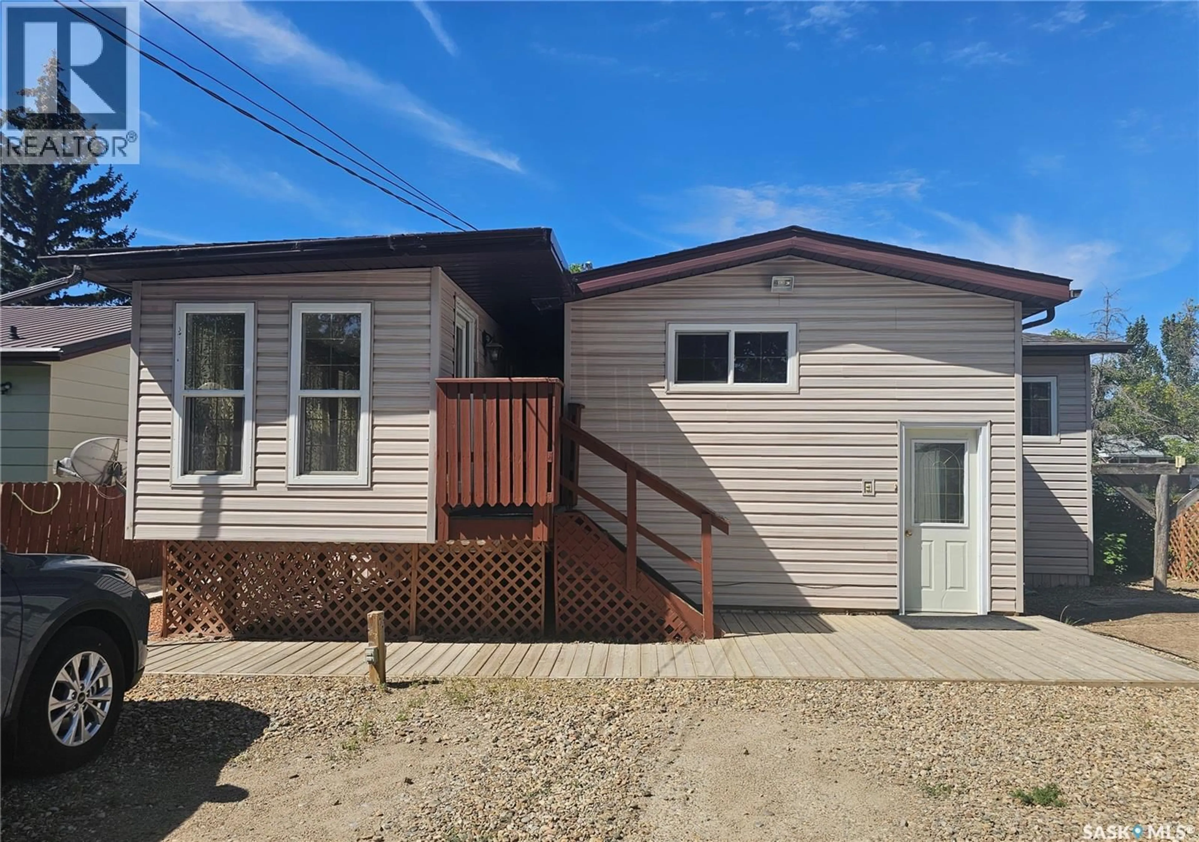 Home with vinyl exterior material, street for 2167 PROTON AVENUE, Gull Lake Saskatchewan S0N1A0