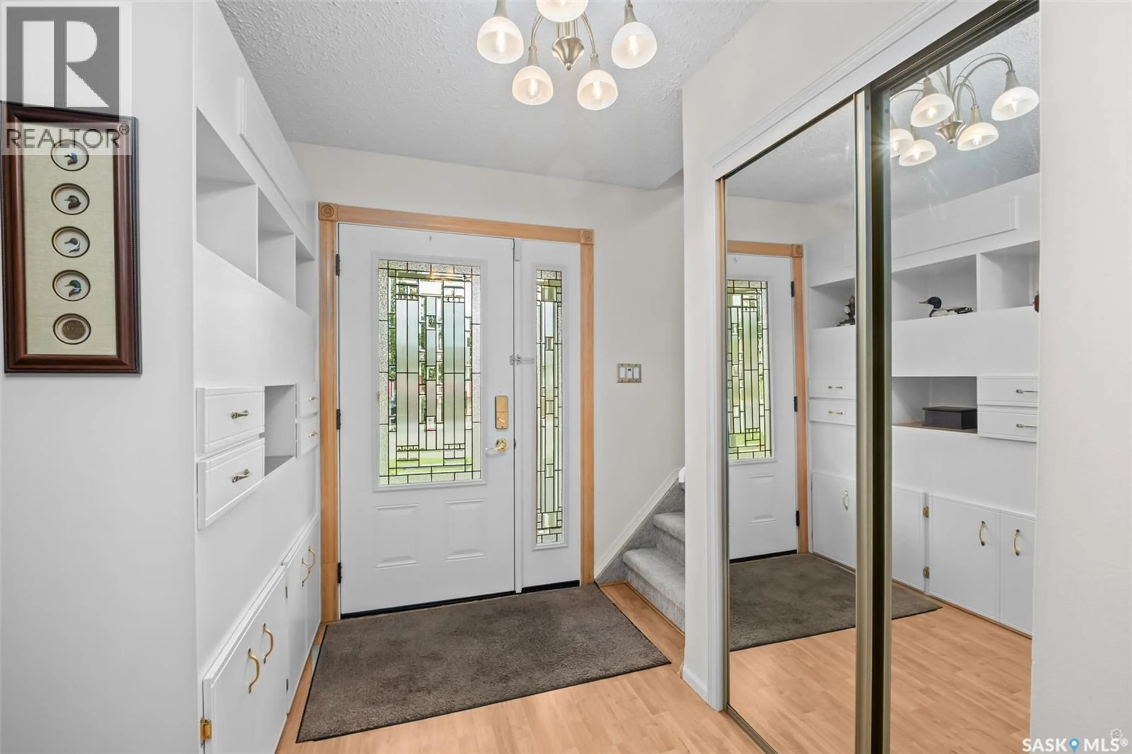 Indoor entryway for 2846 WYLLIE CRESCENT, Prince Albert Saskatchewan S6V6M2