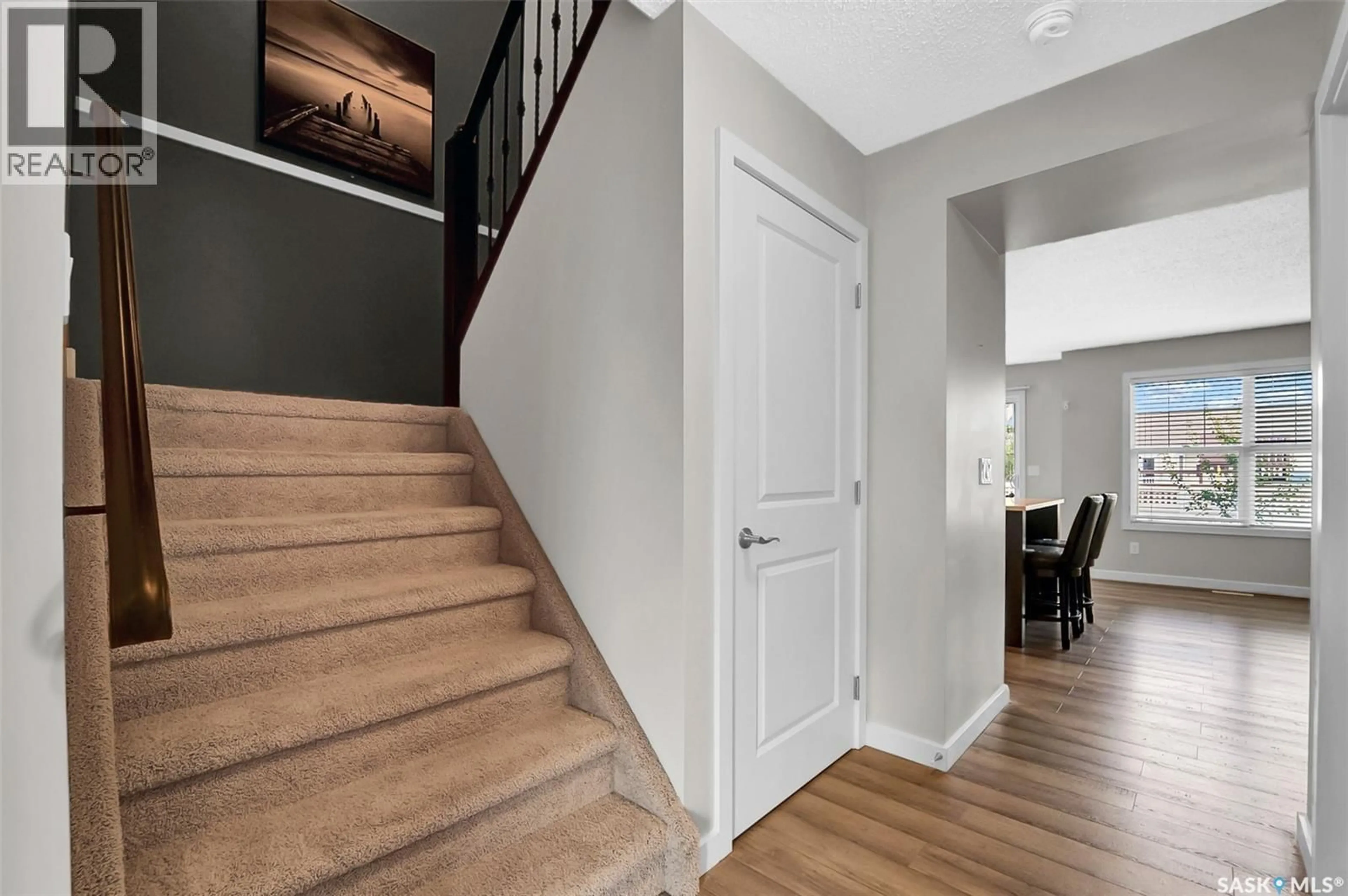 Indoor entryway for 410 - 317 LEDINGHAM WAY, Saskatoon Saskatchewan S7V0C4