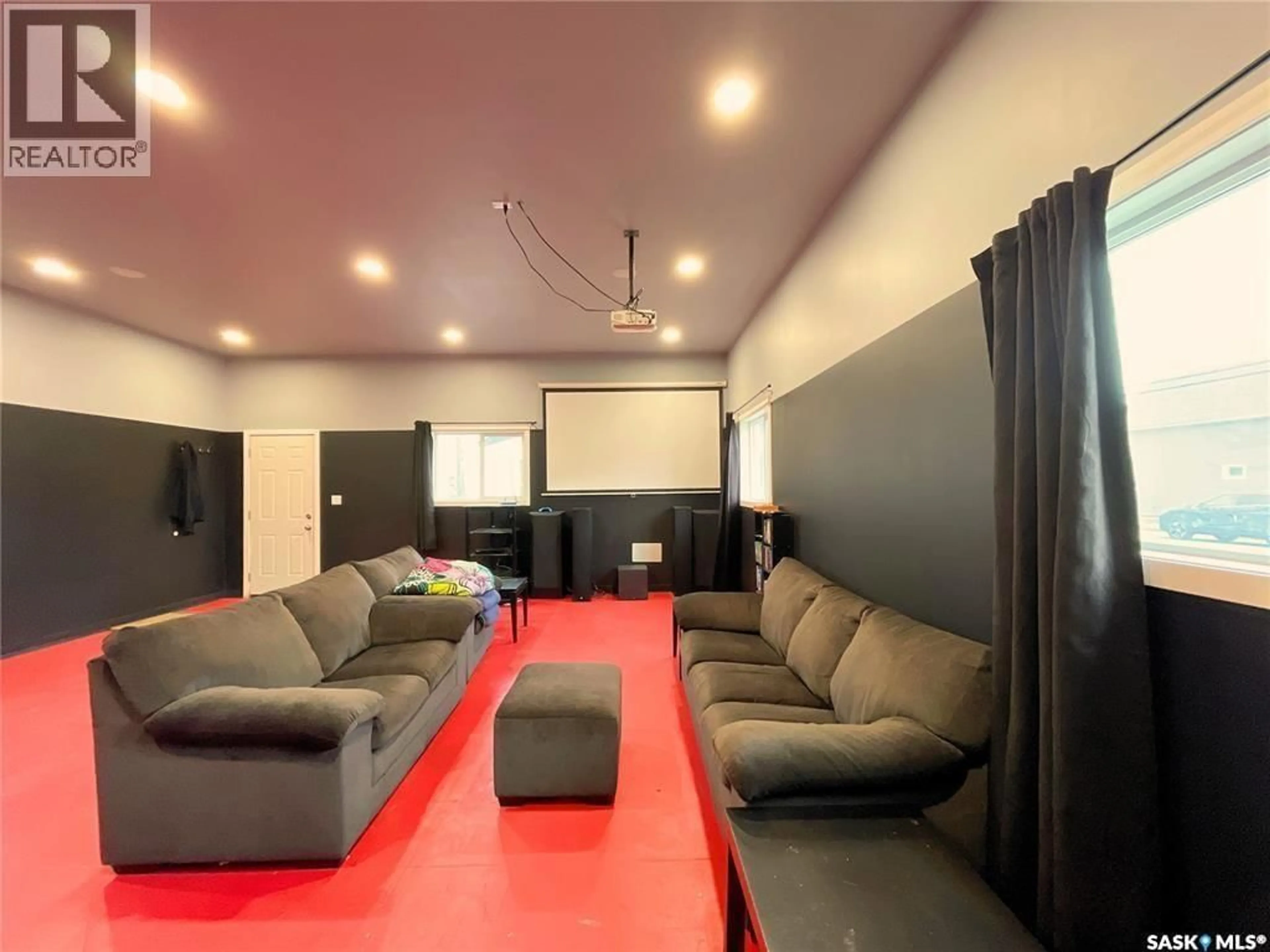 Home theater for 703 5TH STREET, Humboldt Saskatchewan S0K2A0