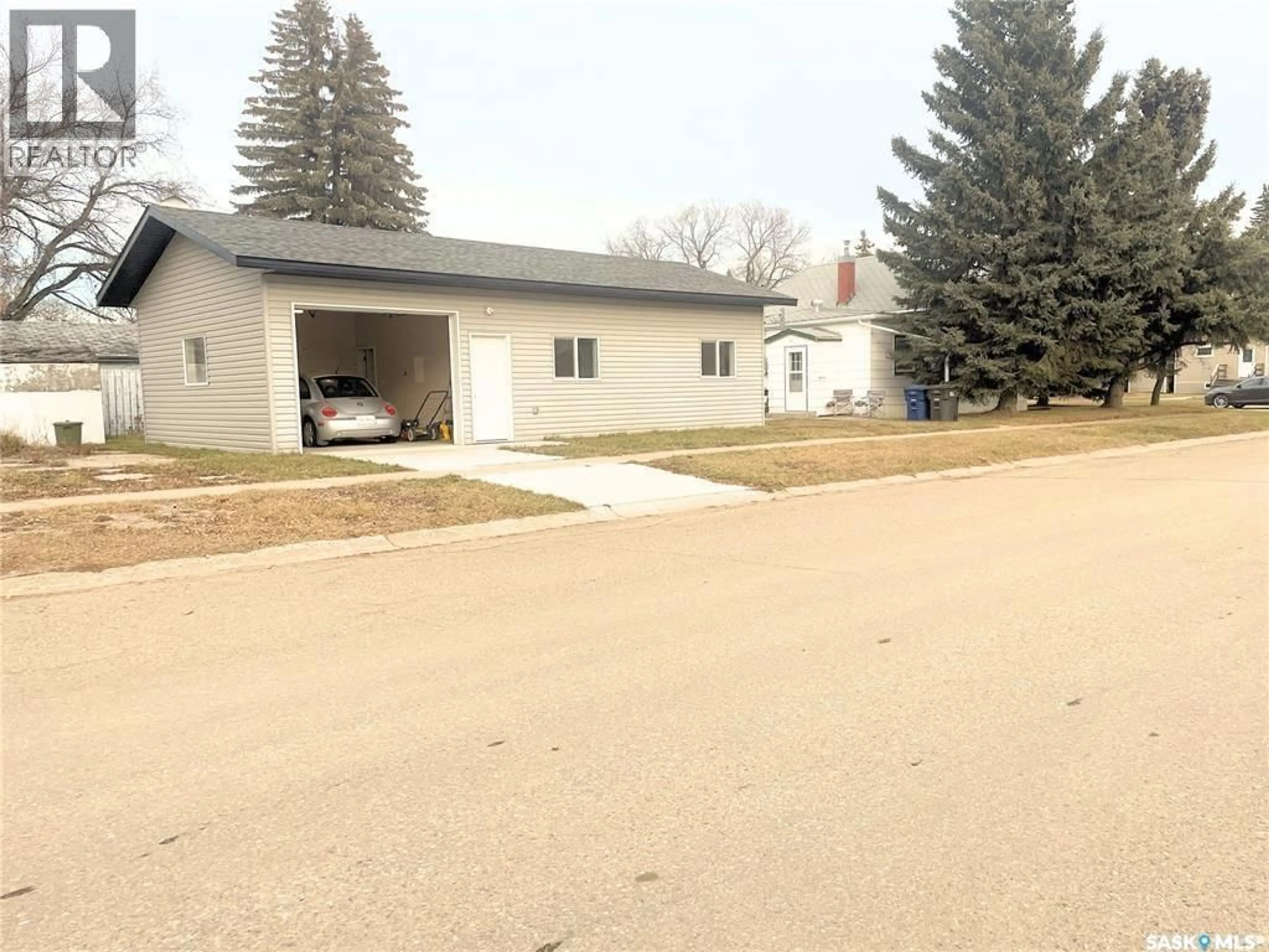 Unknown for 703 5TH STREET, Humboldt Saskatchewan S0K2A0