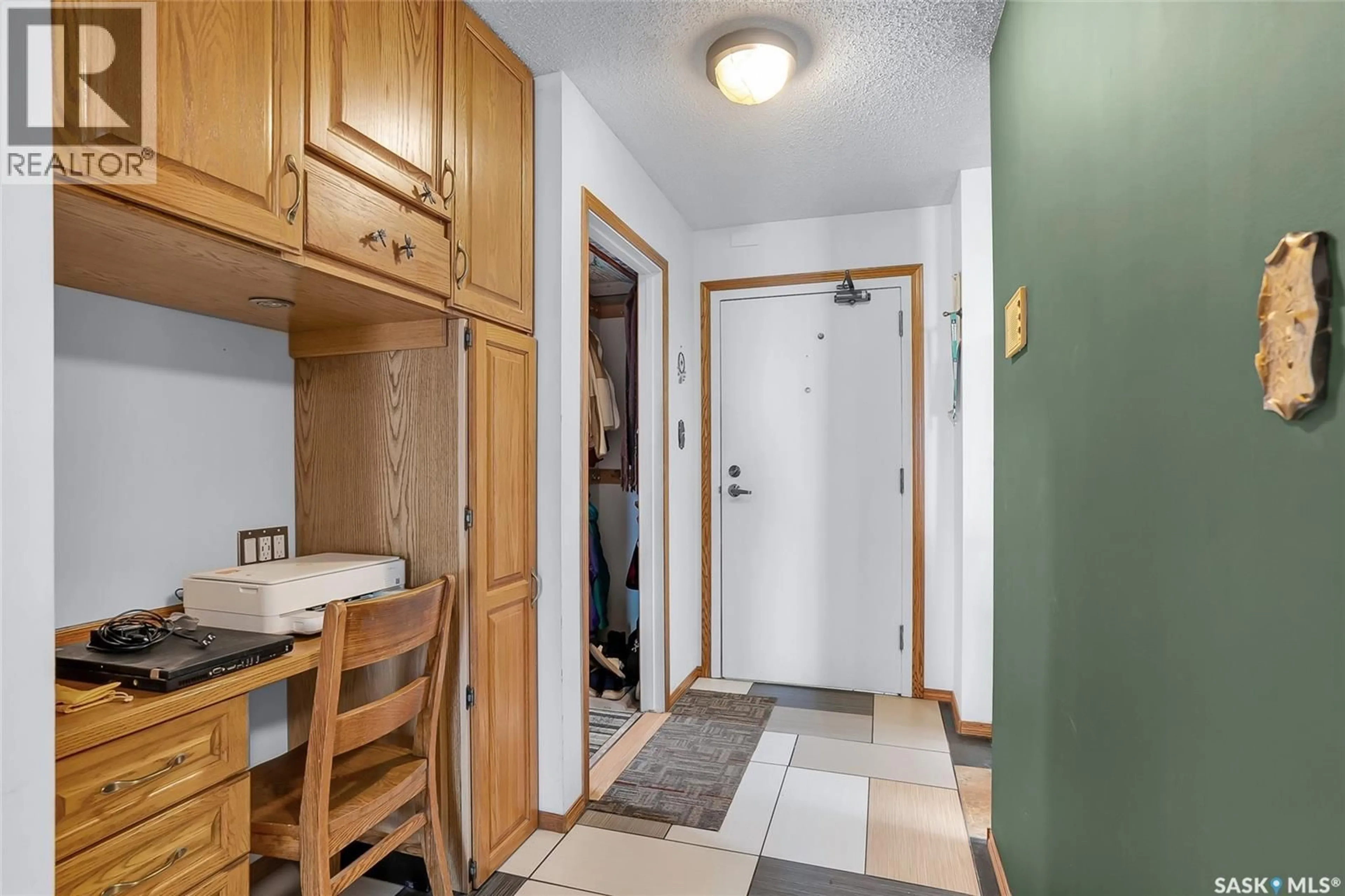 Indoor entryway for N - 107 525 5TH AVENUE, Saskatoon Saskatchewan S7K2R1