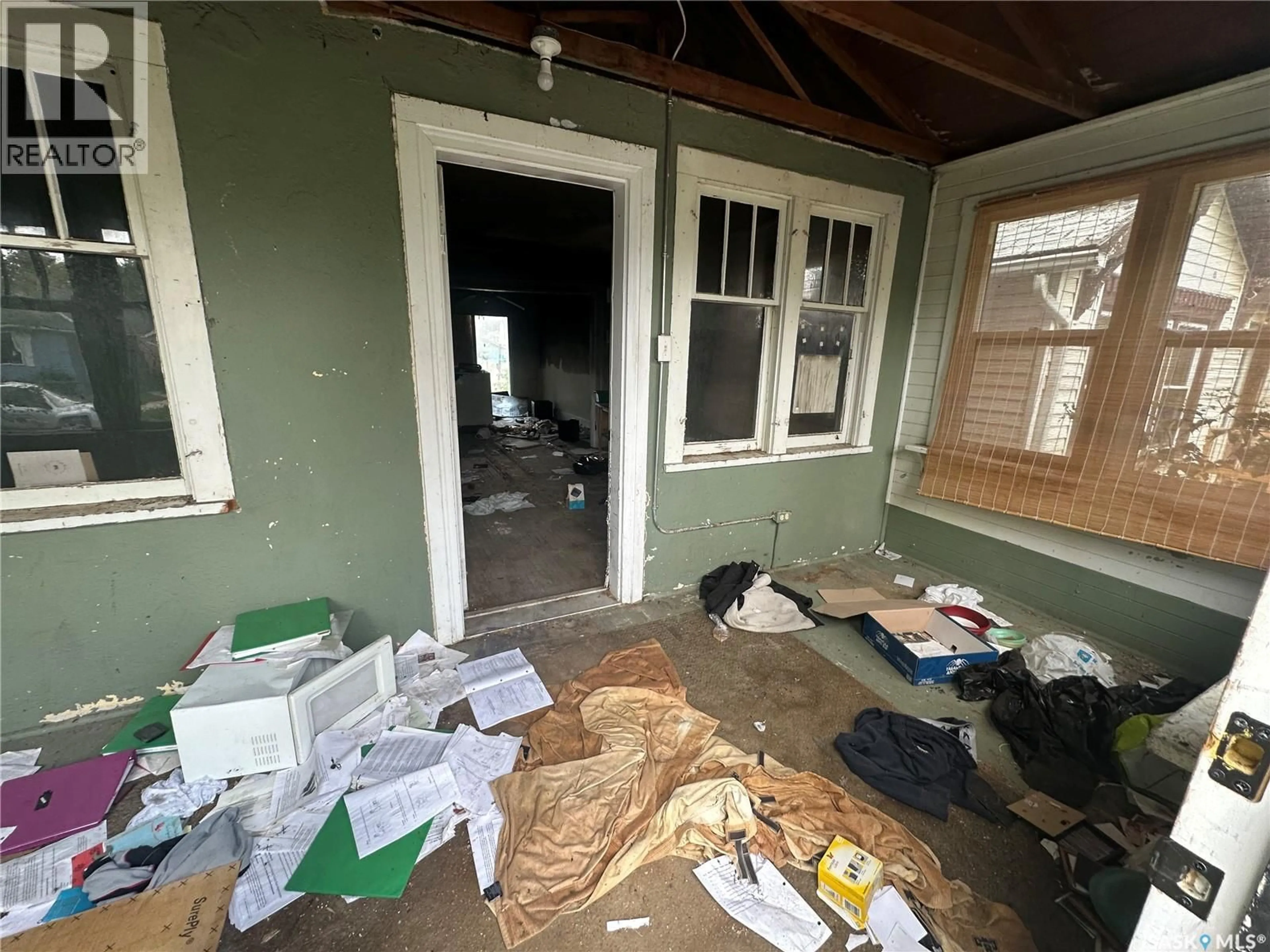 A pic of a room for 1038 RETALLACK STREET, Regina Saskatchewan S4T2H3