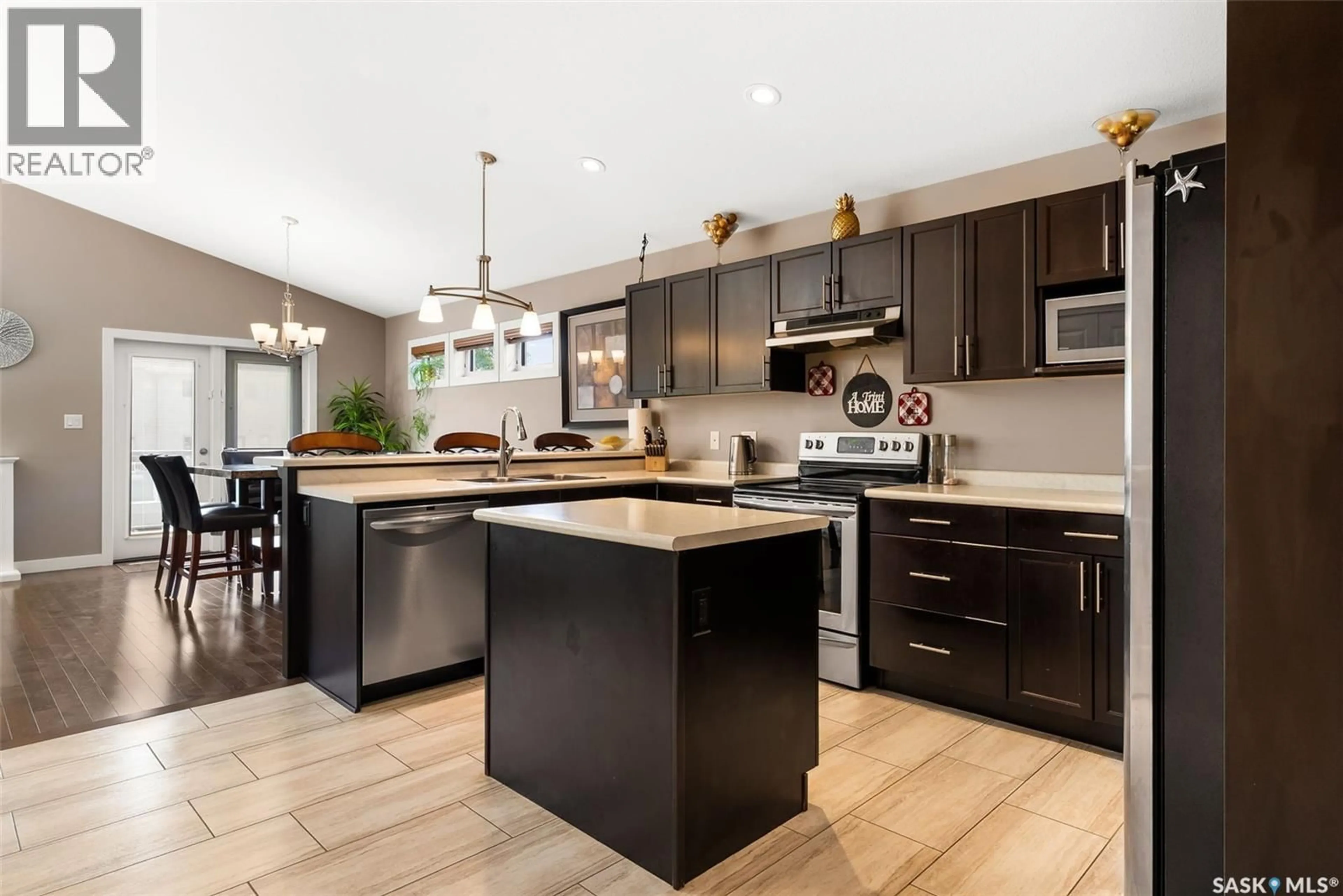 Open concept kitchen, unknown for 4149 ALTON CRESCENT, Regina Saskatchewan S4W0G7
