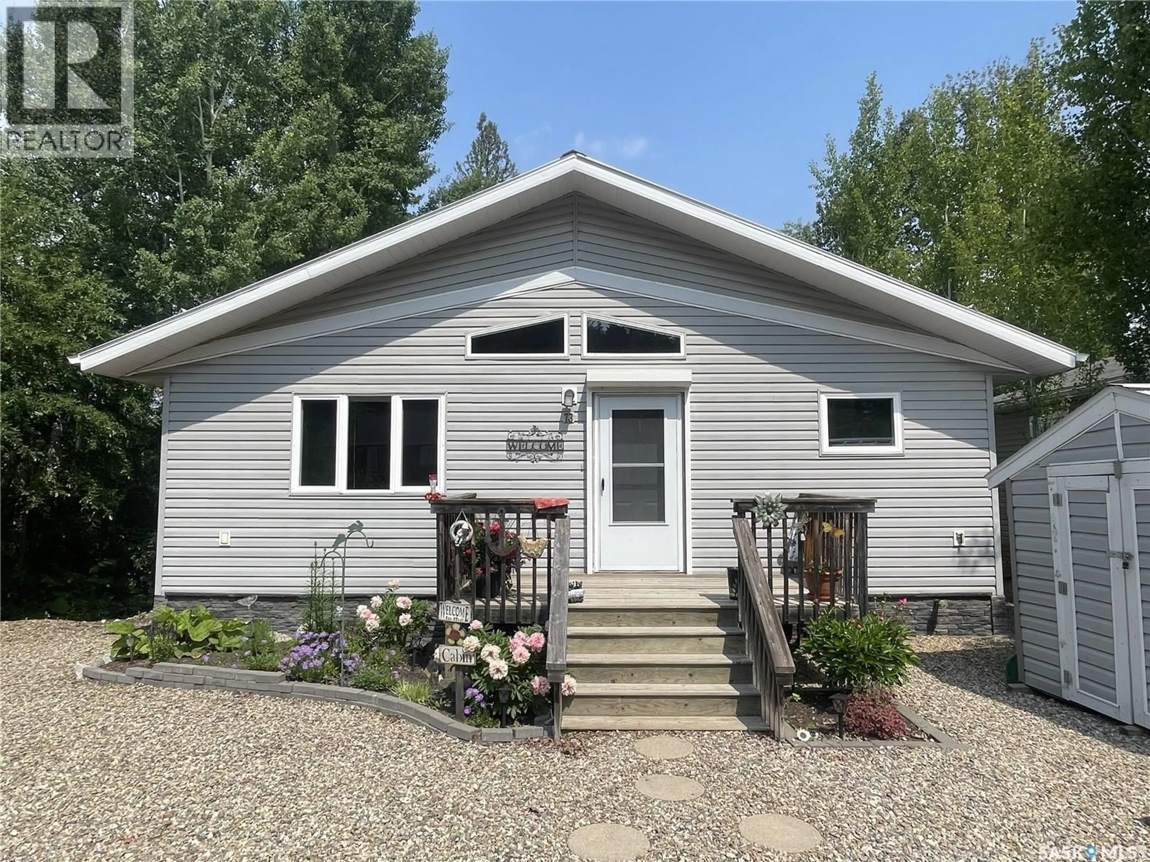 Home with vinyl exterior material, unknown for 73 MAKWA DRIVE, Makwa Lake Saskatchewan S0M1L0