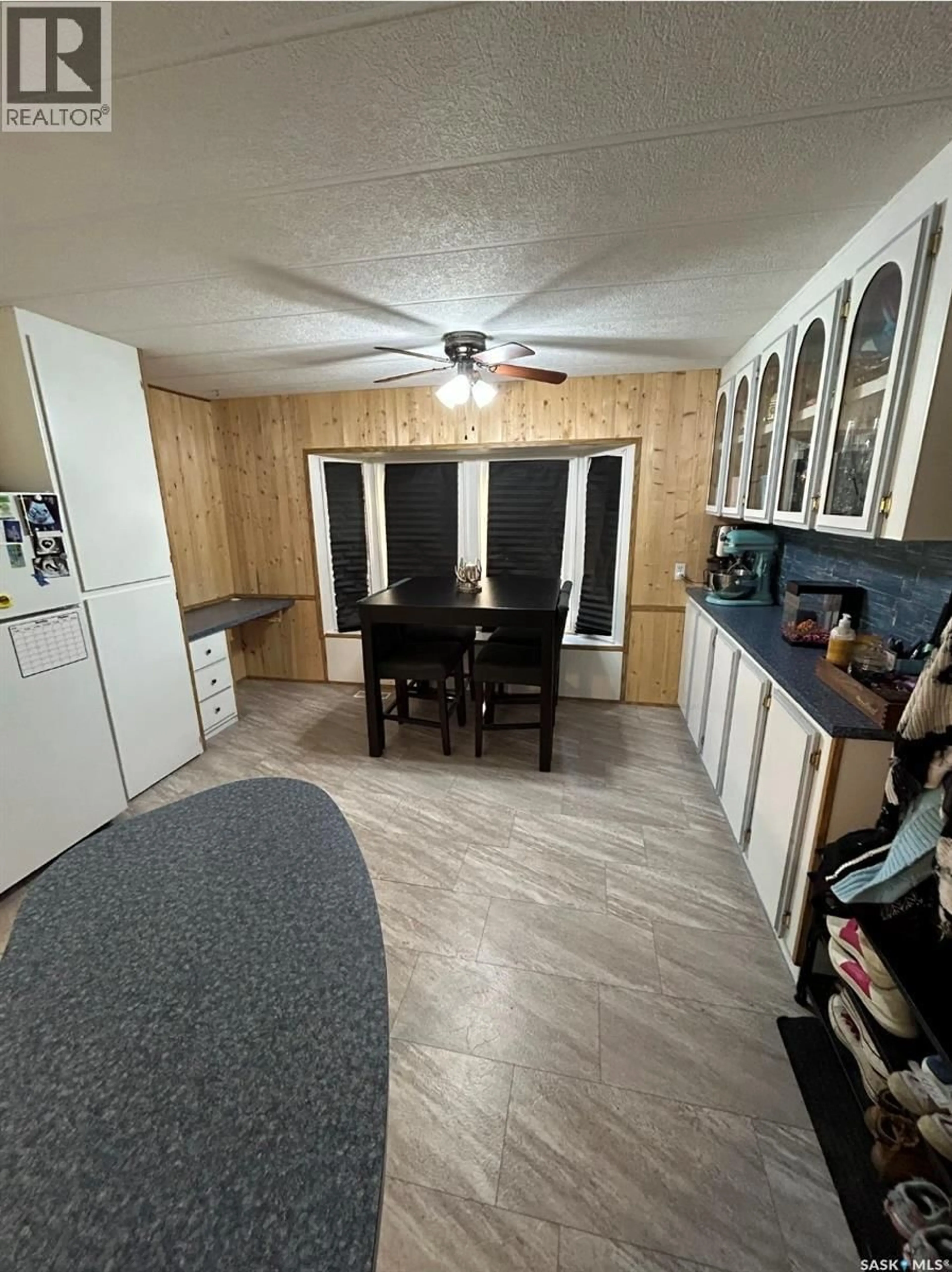 A pic of a room for SW - 68 106 1ST AVENUE, Weyburn Saskatchewan S4H2J1