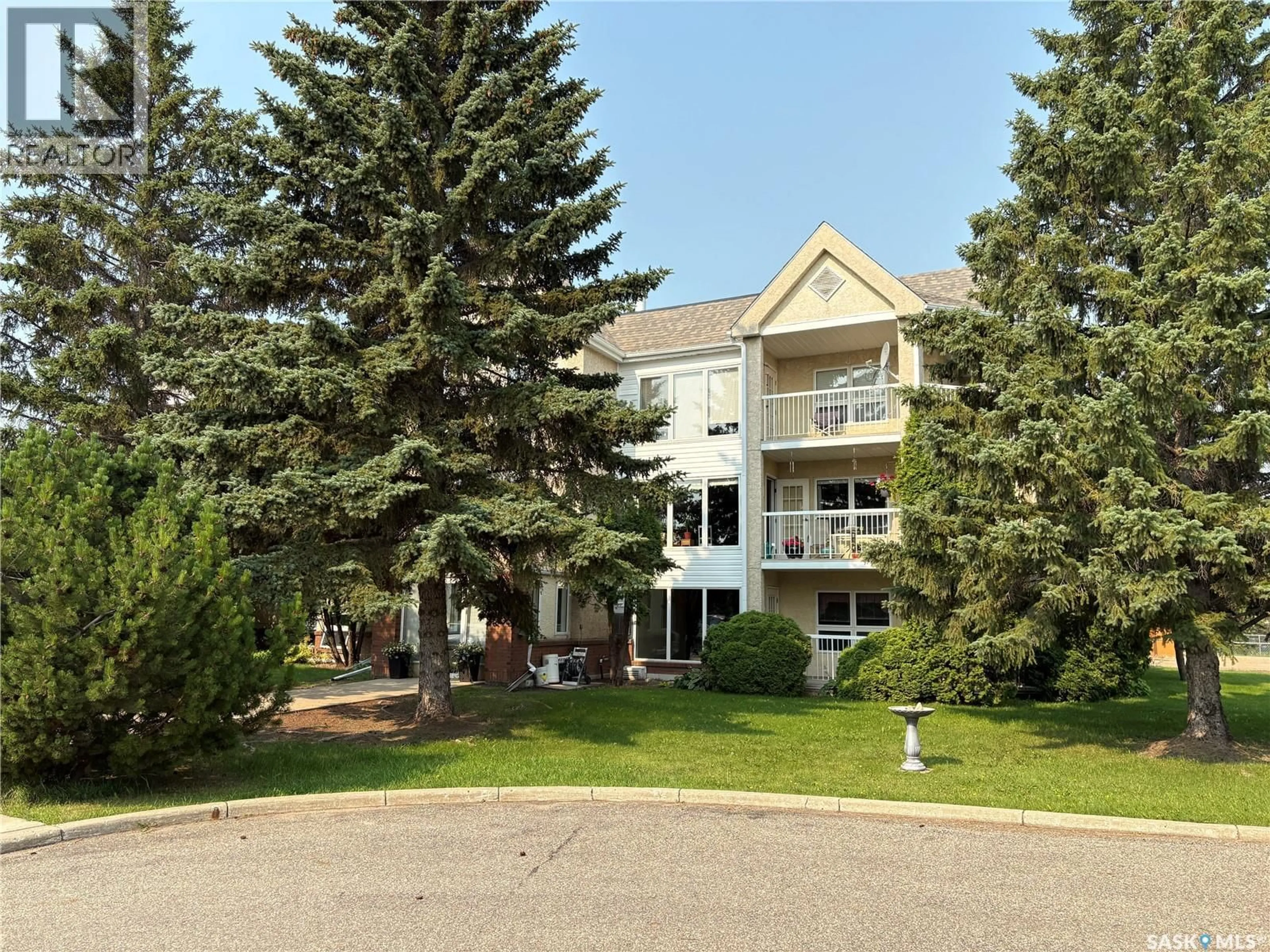 A pic from outside/outdoor area/front of a property/back of a property/a pic from drone, mountain view for 101 214 ROSS AVENUE, Dalmeny Saskatchewan S0K1E0