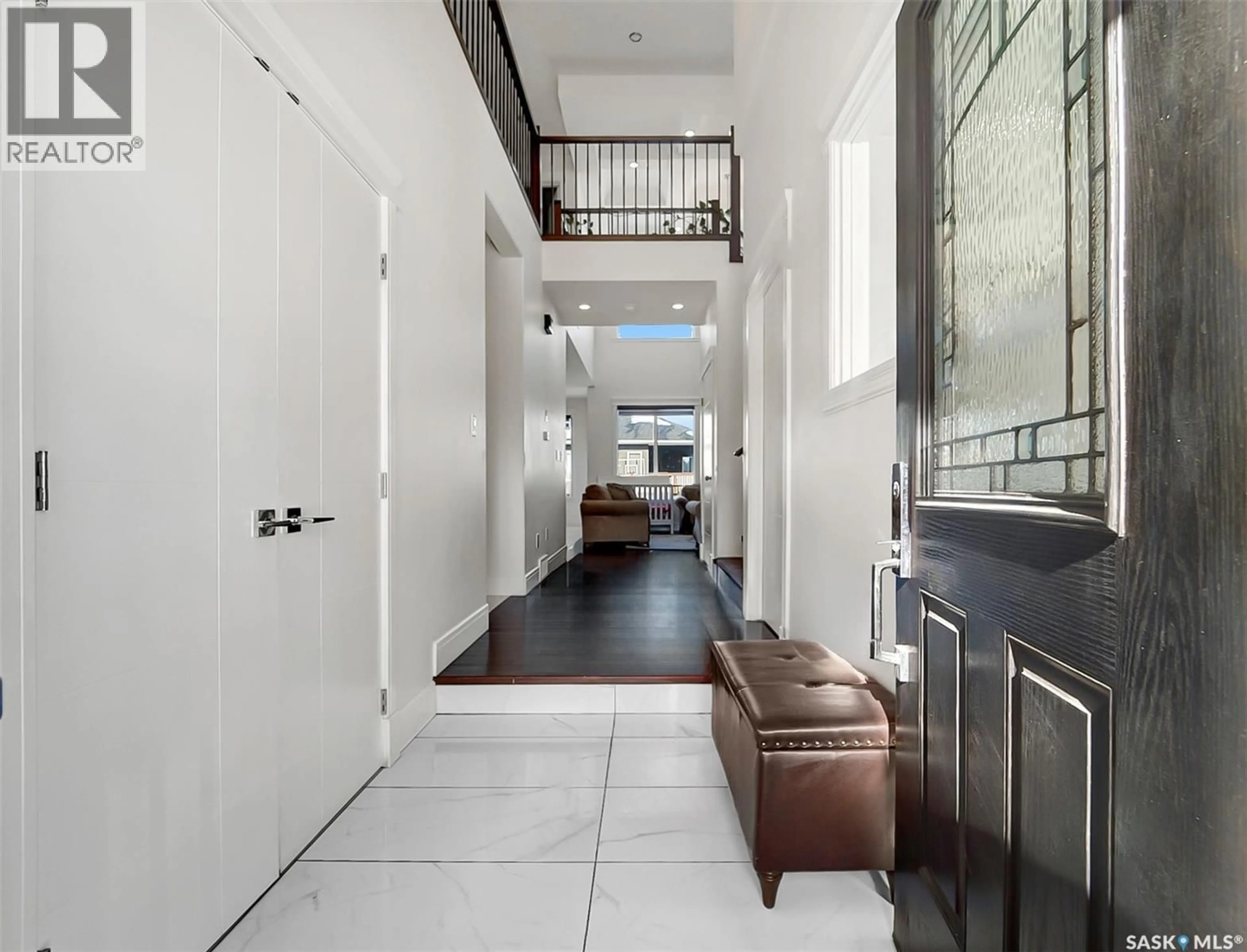 Indoor foyer for 767 LABINE COURT, Saskatoon Saskatchewan S7L6G7