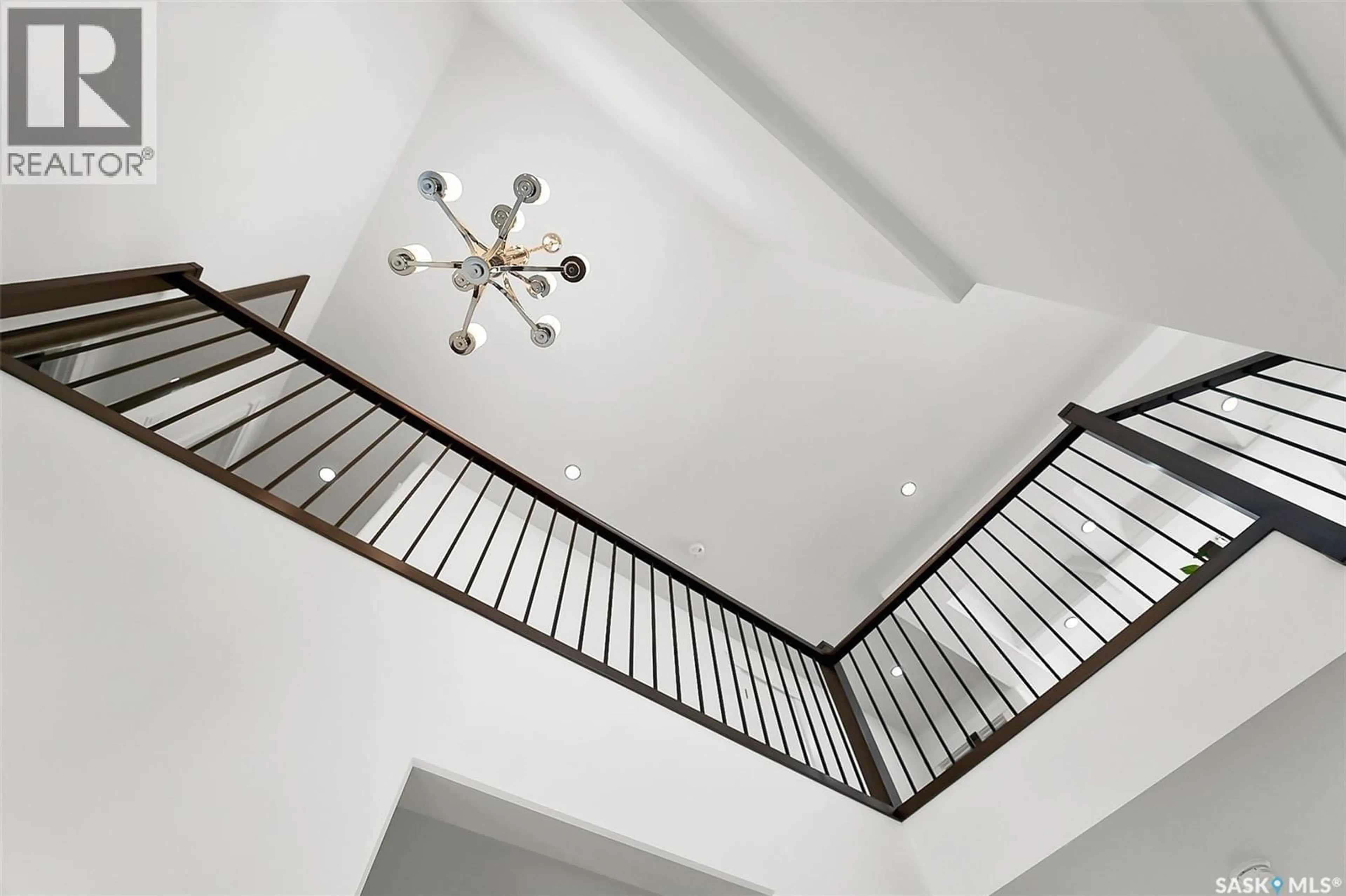 Stairs for 767 LABINE COURT, Saskatoon Saskatchewan S7L6G7