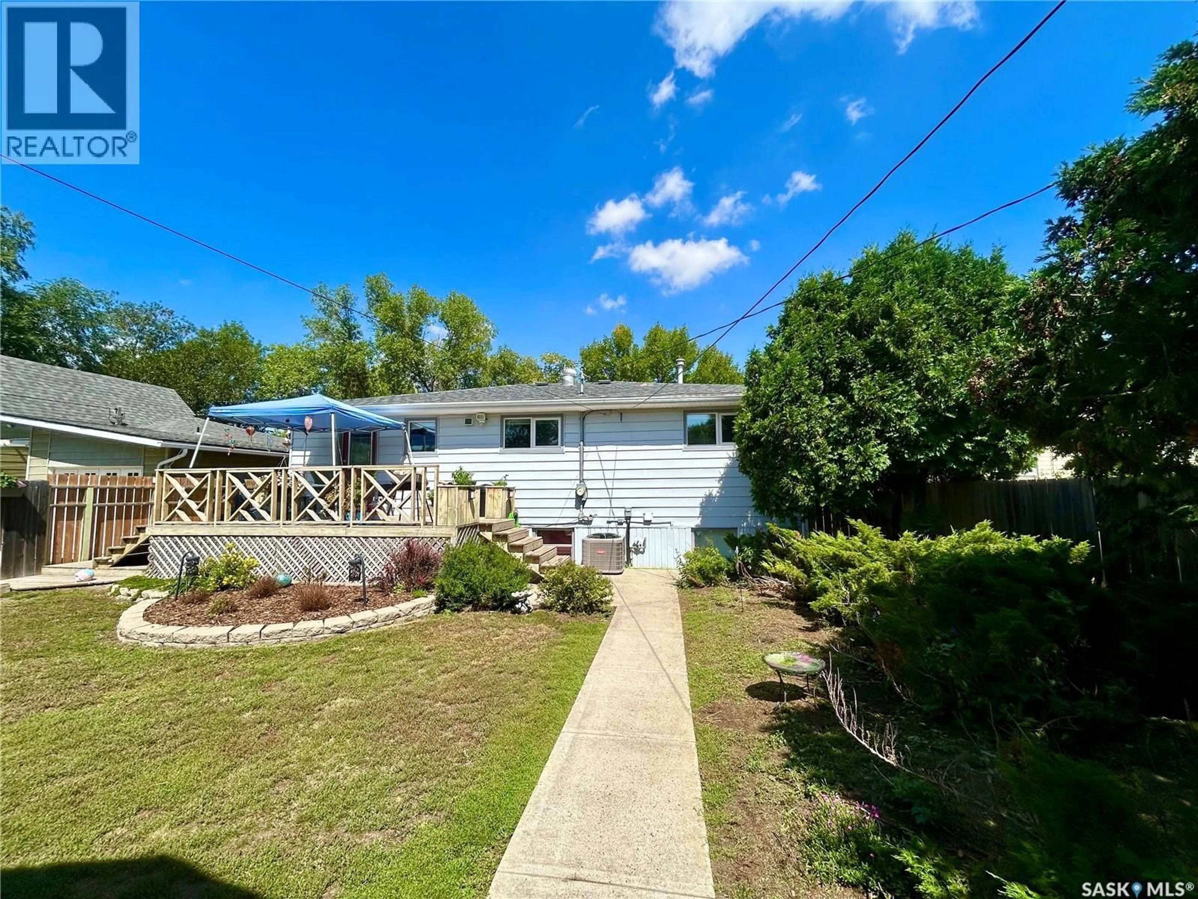 A pic from outside/outdoor area/front of a property/back of a property/a pic from drone, unknown for 1810 3RD STREET, Estevan Saskatchewan S4A0T2