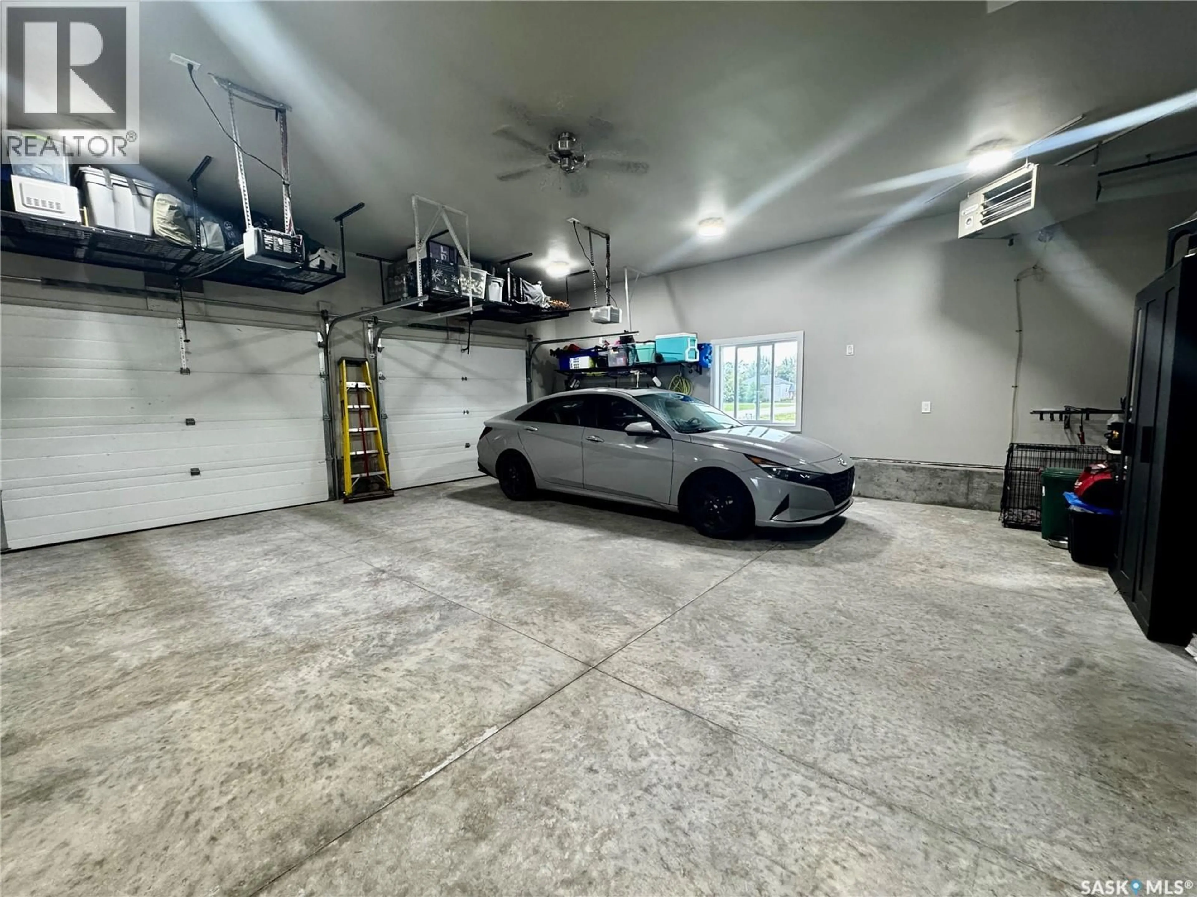 Indoor garage for 312 MAIN STREET, Ebenezer Saskatchewan S0A0T0