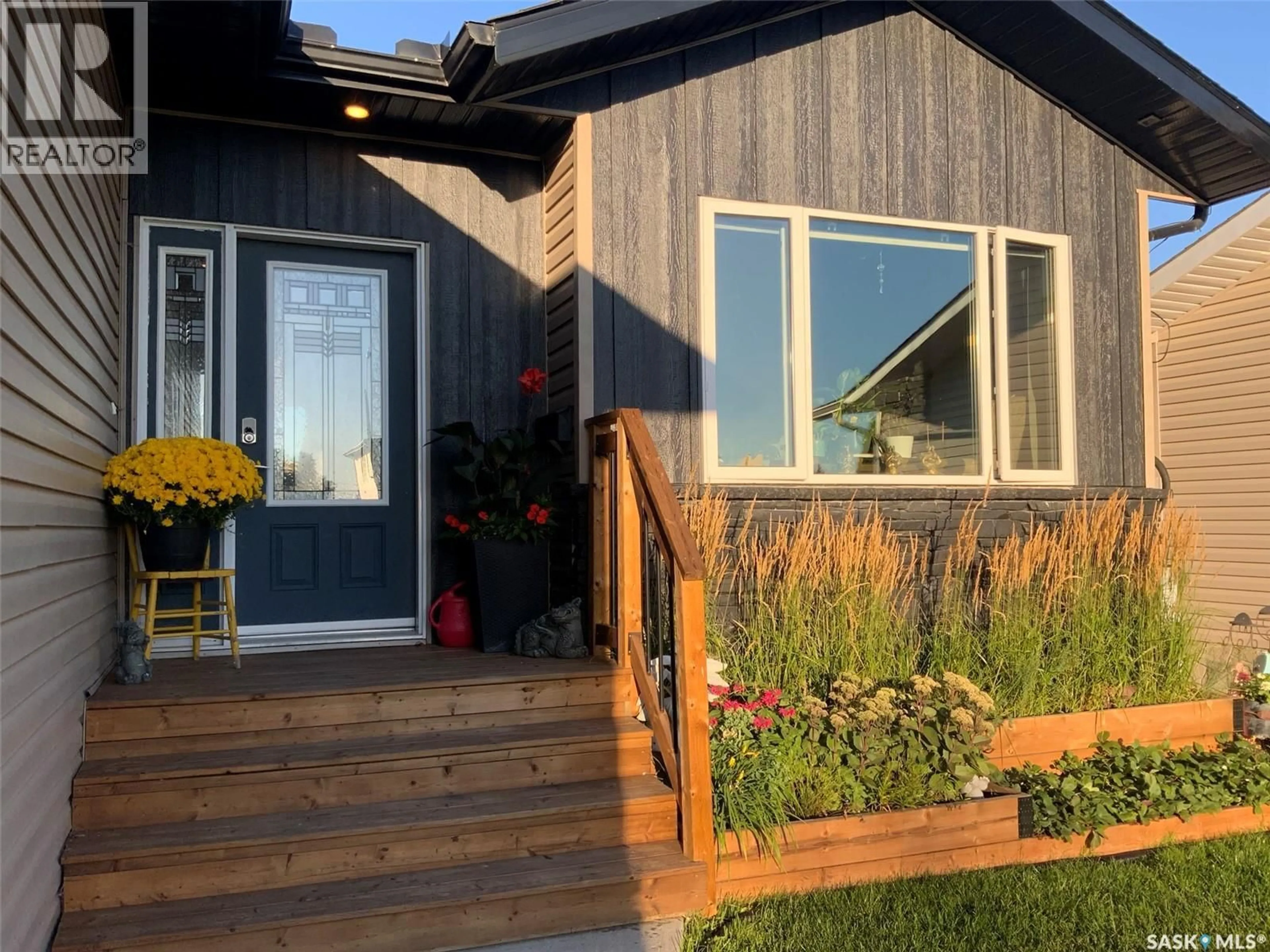 Home with vinyl exterior material, unknown for 325 MAIN STREET, Balgonie Saskatchewan S0G0E0