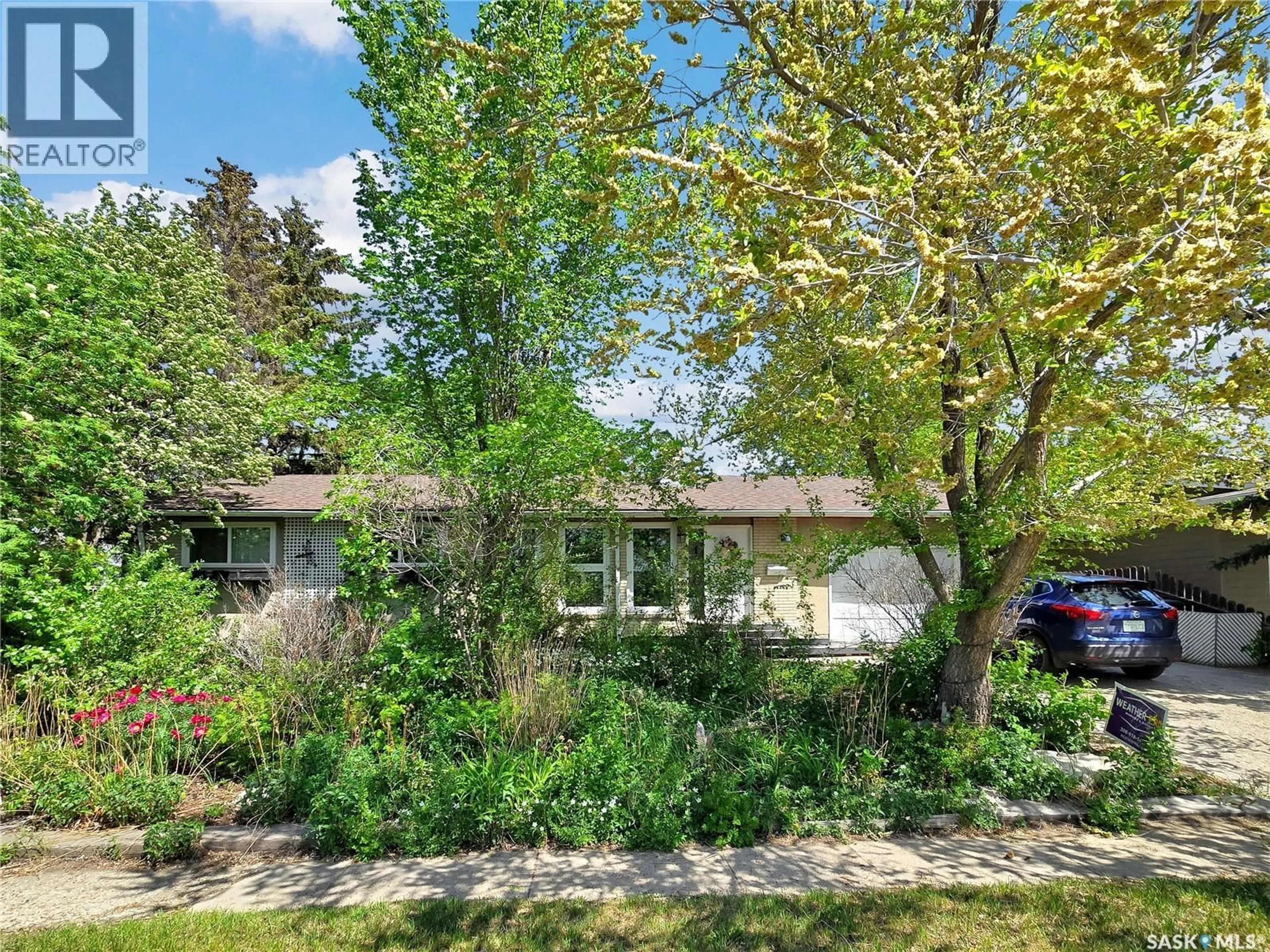 A pic from outside/outdoor area/front of a property/back of a property/a pic from drone, street for N W - 118 RAILWAY STREET, Warman Saskatchewan S0K4S0