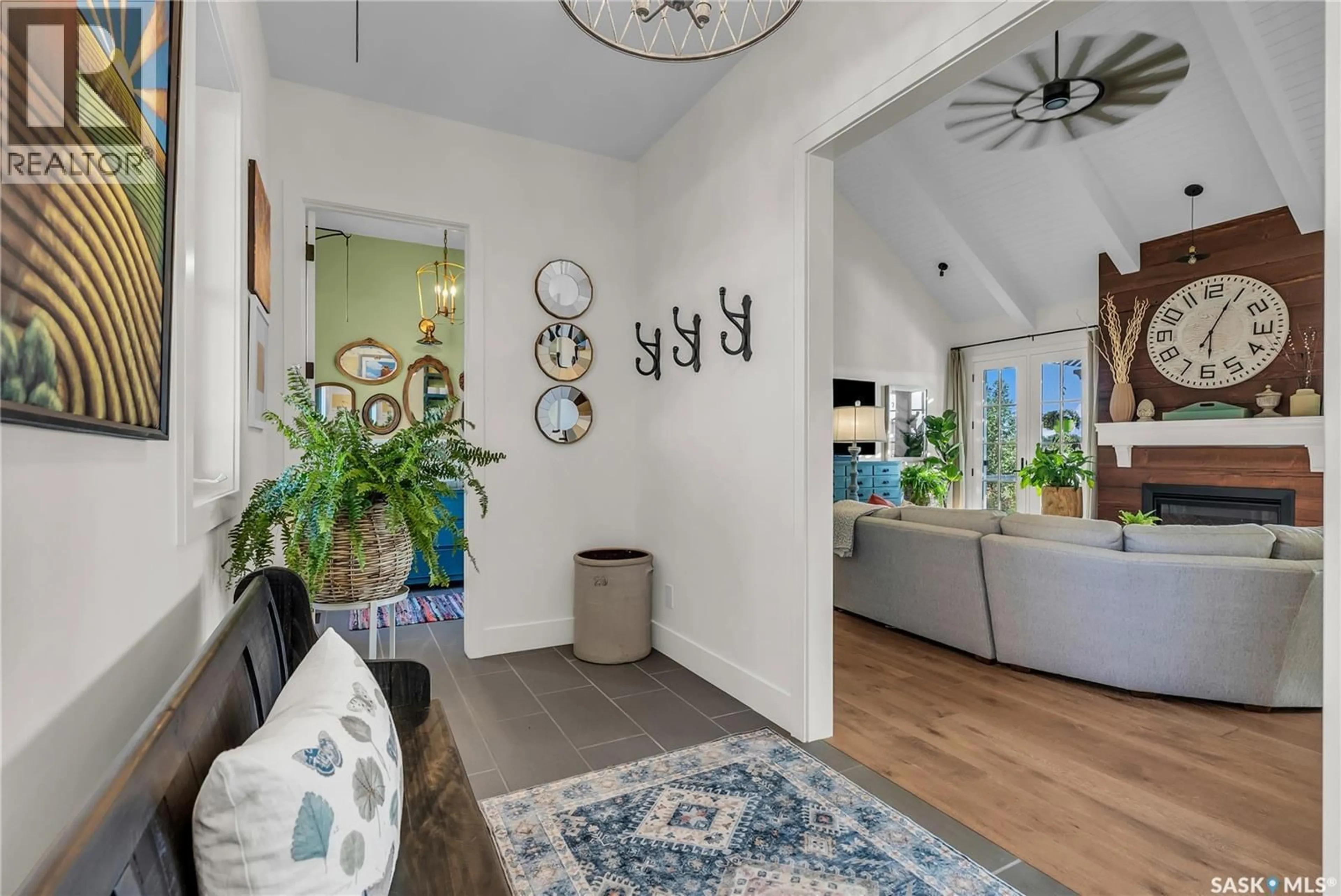Indoor entryway for 27 PEACE ROAD, Dundurn Rm No. 314 Saskatchewan S7K4E2