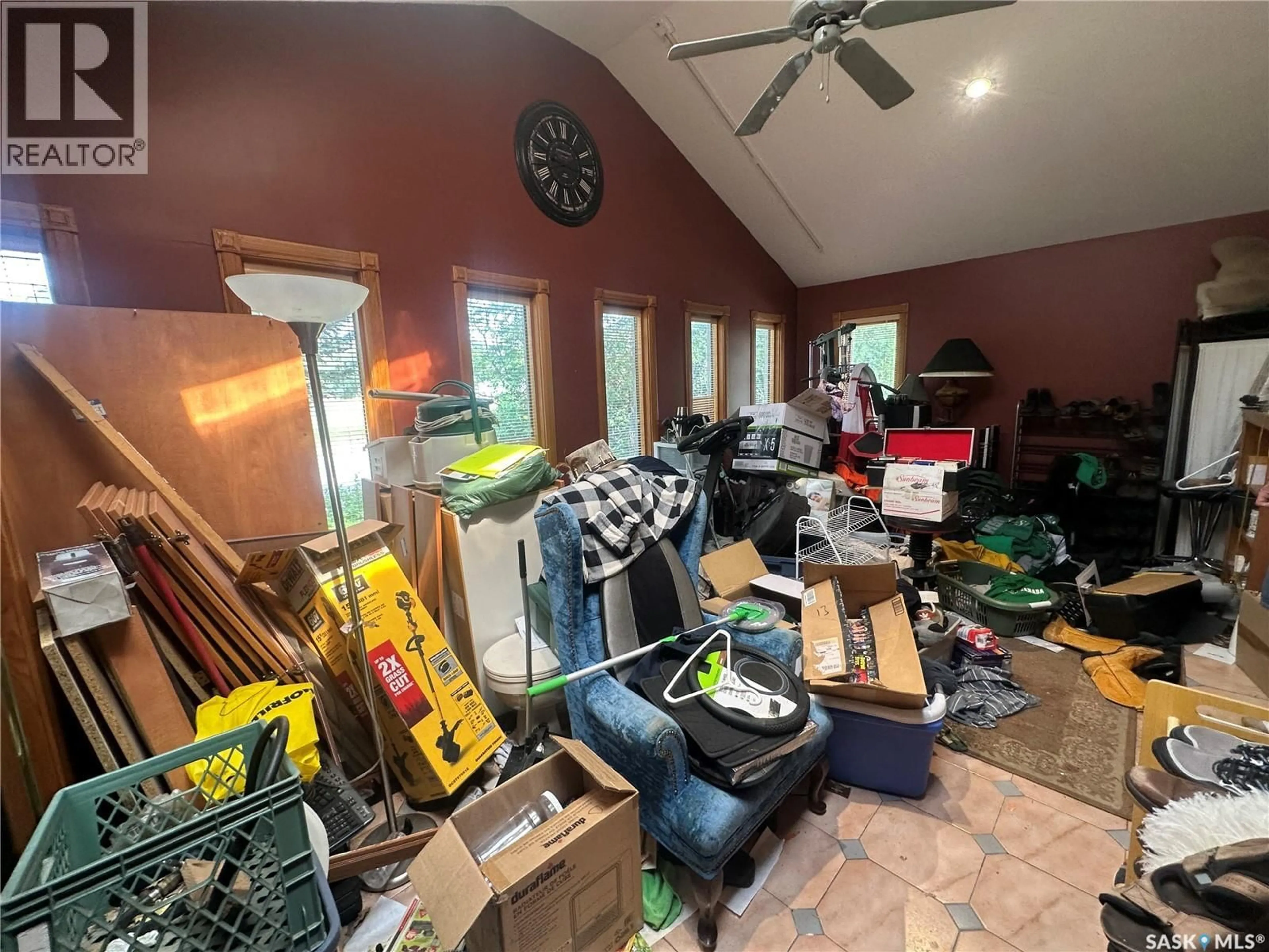 A pic of a room for 7 CHARLES CRESCENT, Regina Saskatchewan S4T5X3