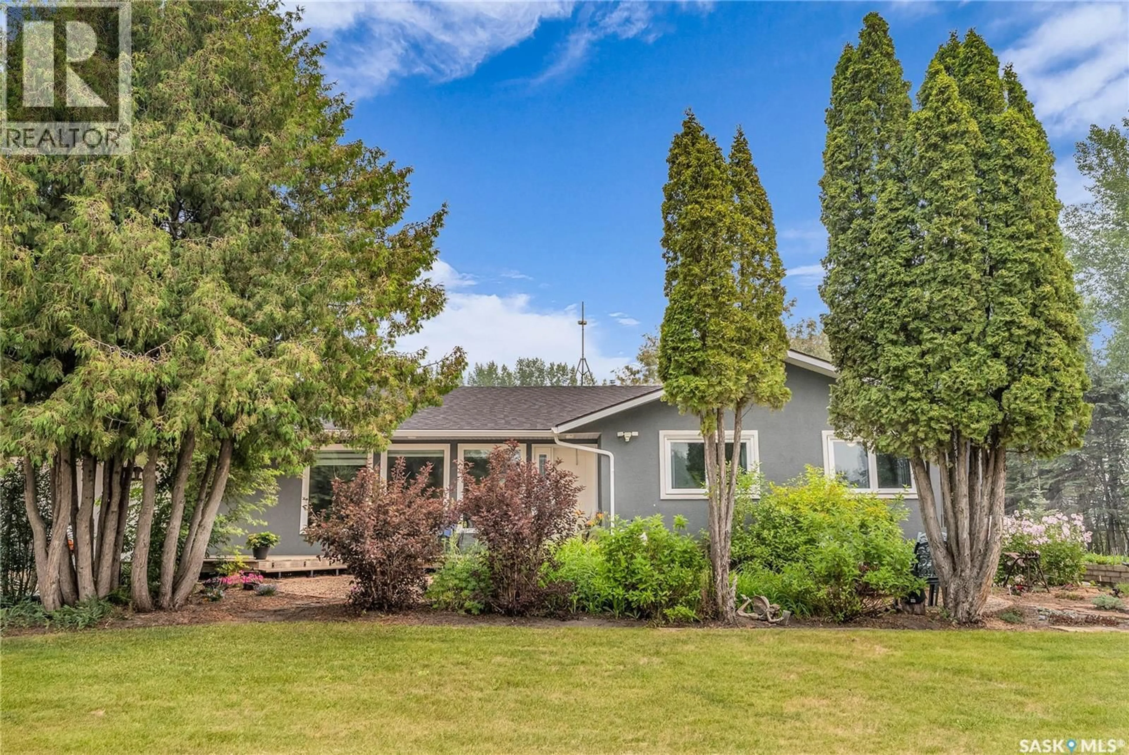 Home with vinyl exterior material, unknown for 41 SILVER WILLOW ROAD, Prince Albert Rm No. 461 Saskatchewan S6V5P9