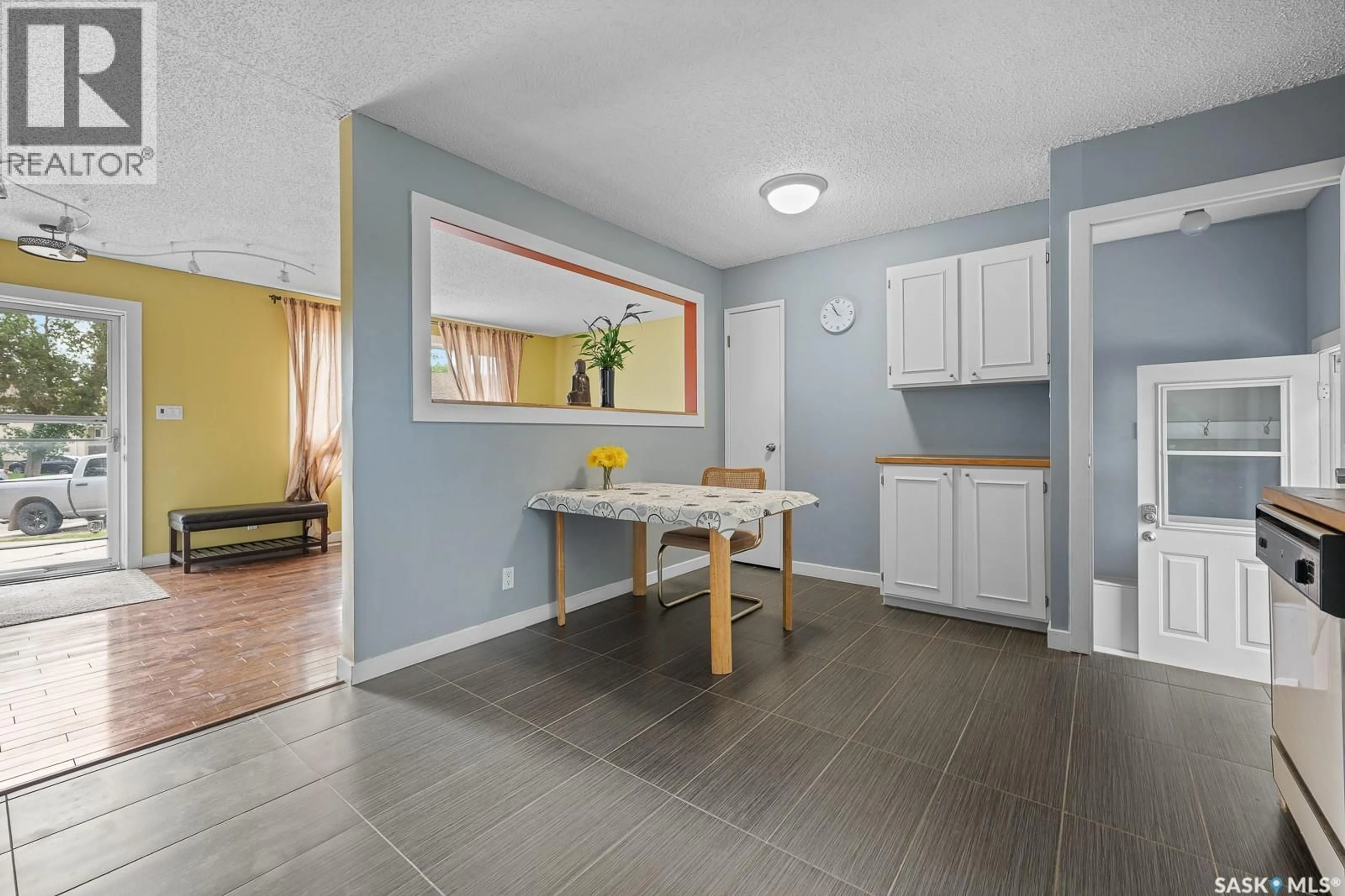 Unknown for 762 BARD CRESCENT, Regina Saskatchewan S4X2K5
