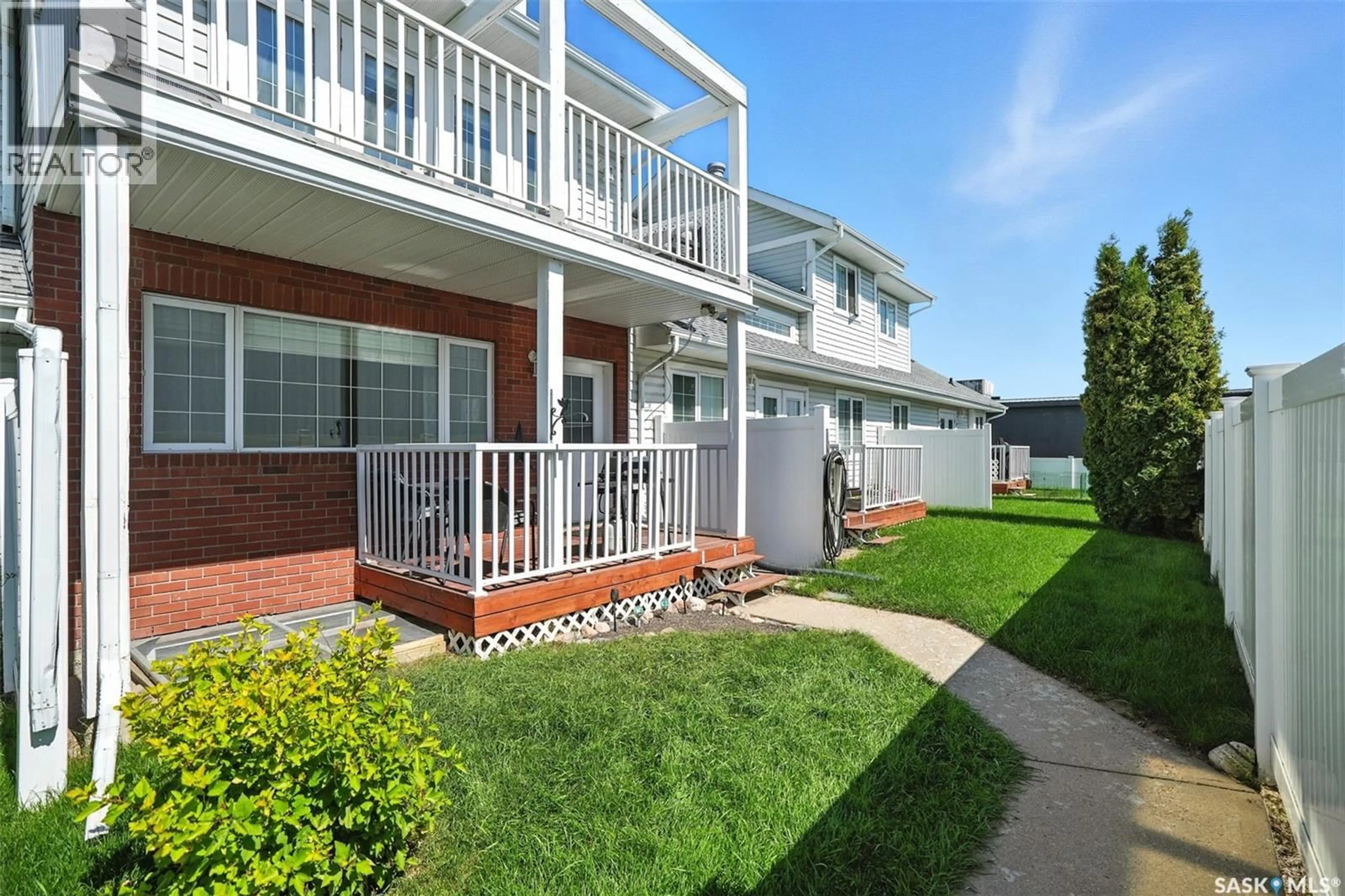 Patio, street for 3A - 555 PETERS STREET, Warman Saskatchewan S0K4S0