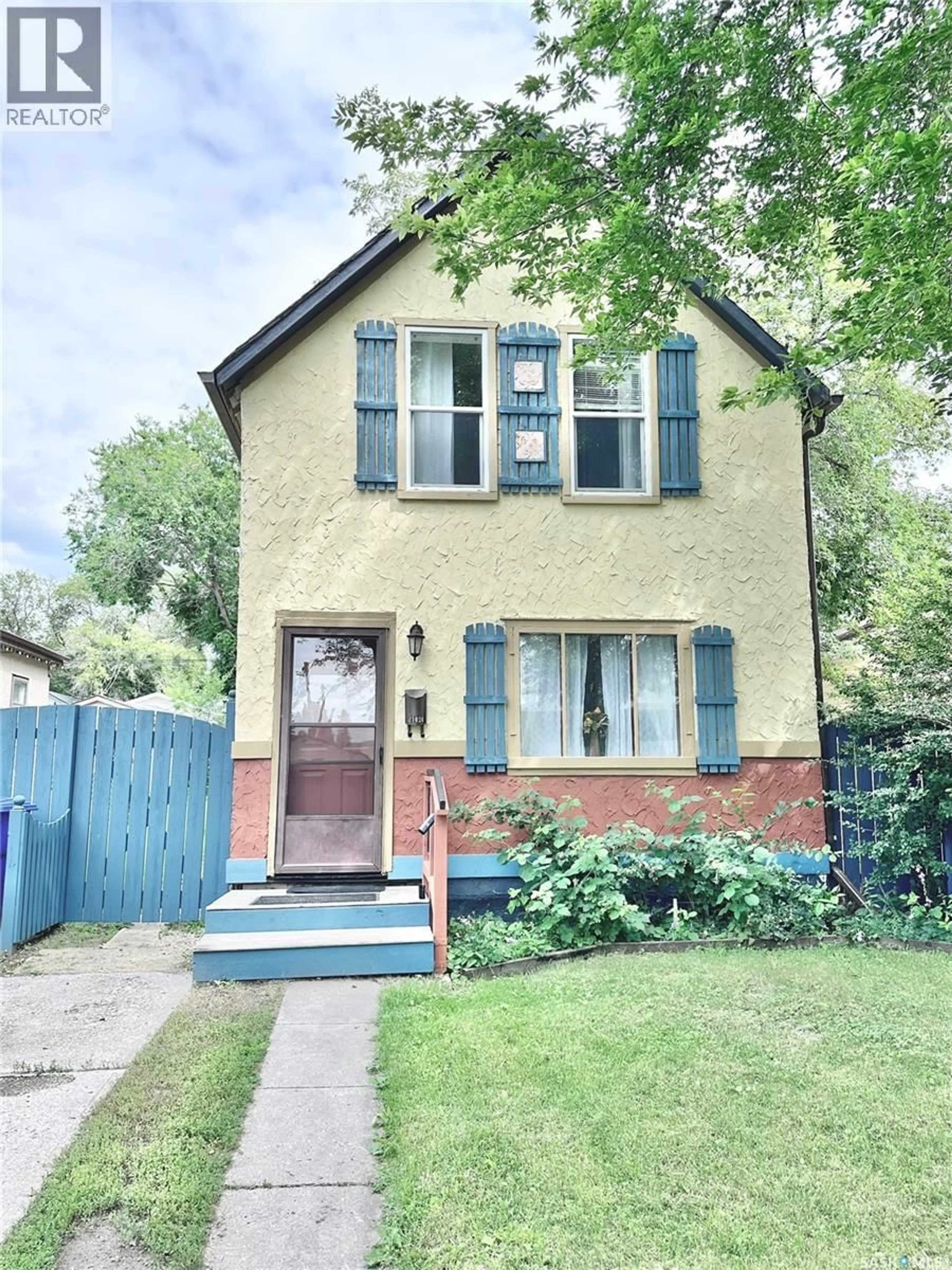 Home with brick exterior material, street for 1026 L AVENUE, Saskatoon Saskatchewan S7L2R8