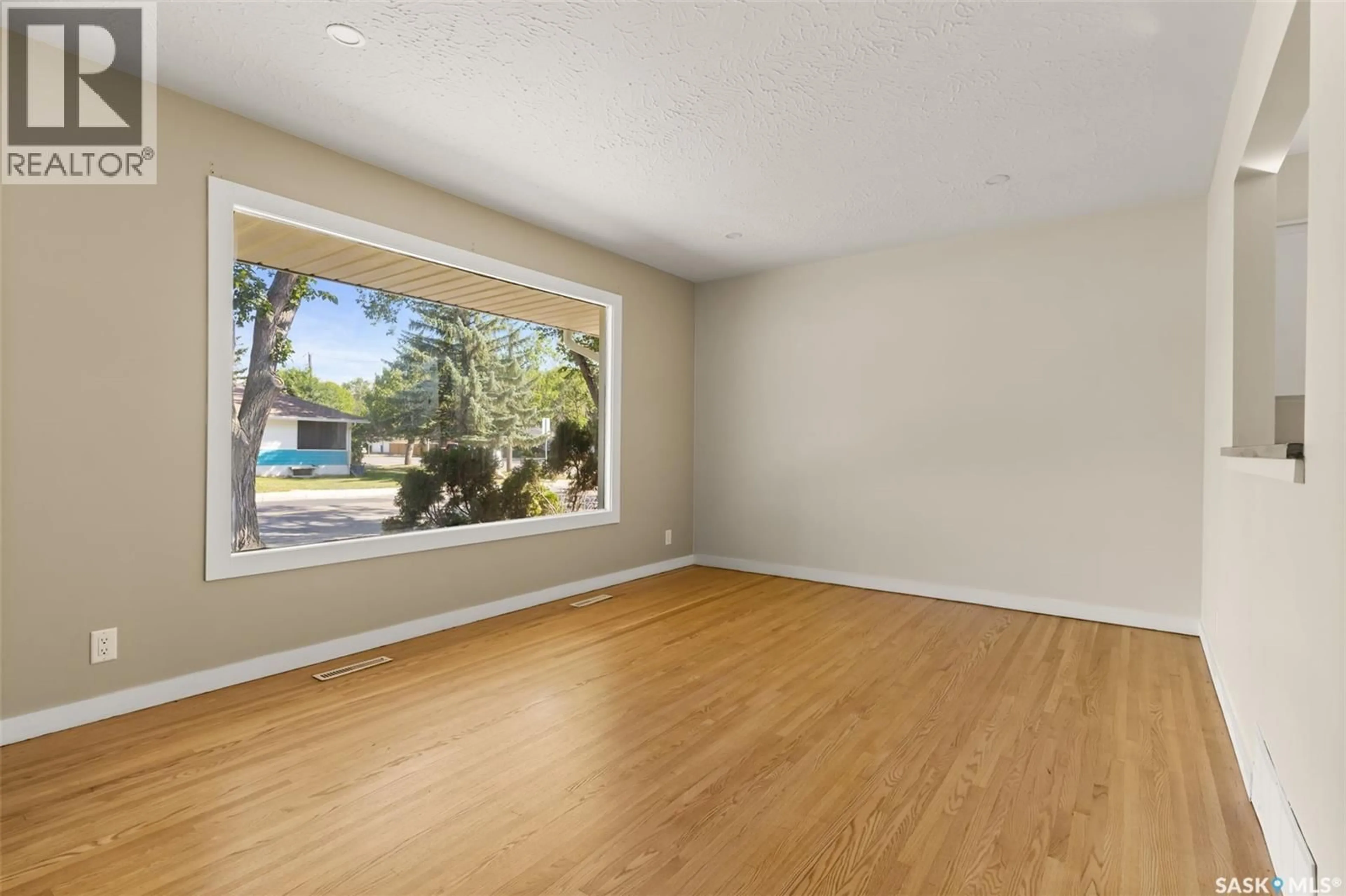 A pic of a room for 6 STAPLEFORD CRESCENT, Regina Saskatchewan S4R4S4