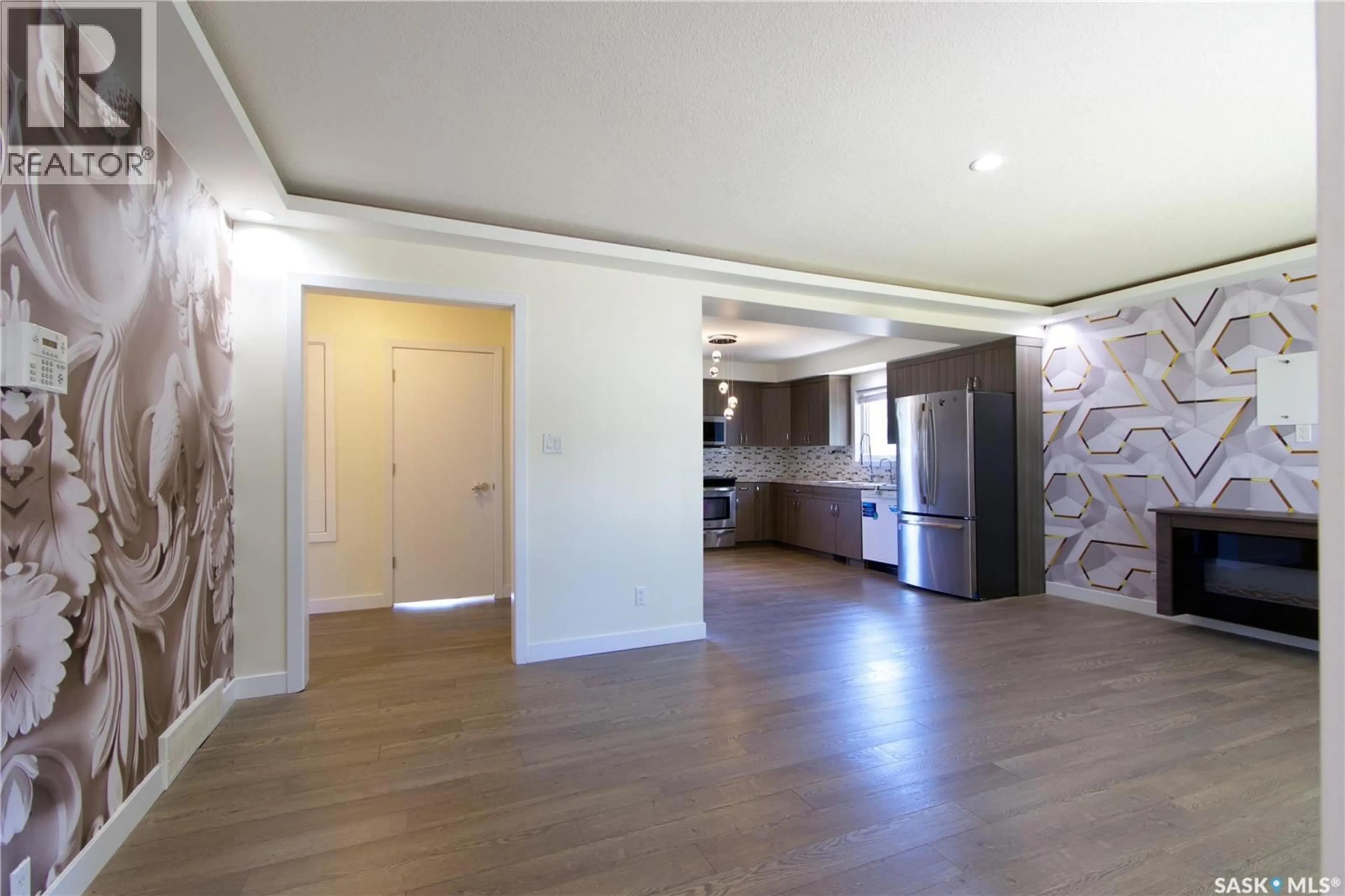 Unknown for 2475 FRANCIS STREET, Regina Saskatchewan S4N2R1
