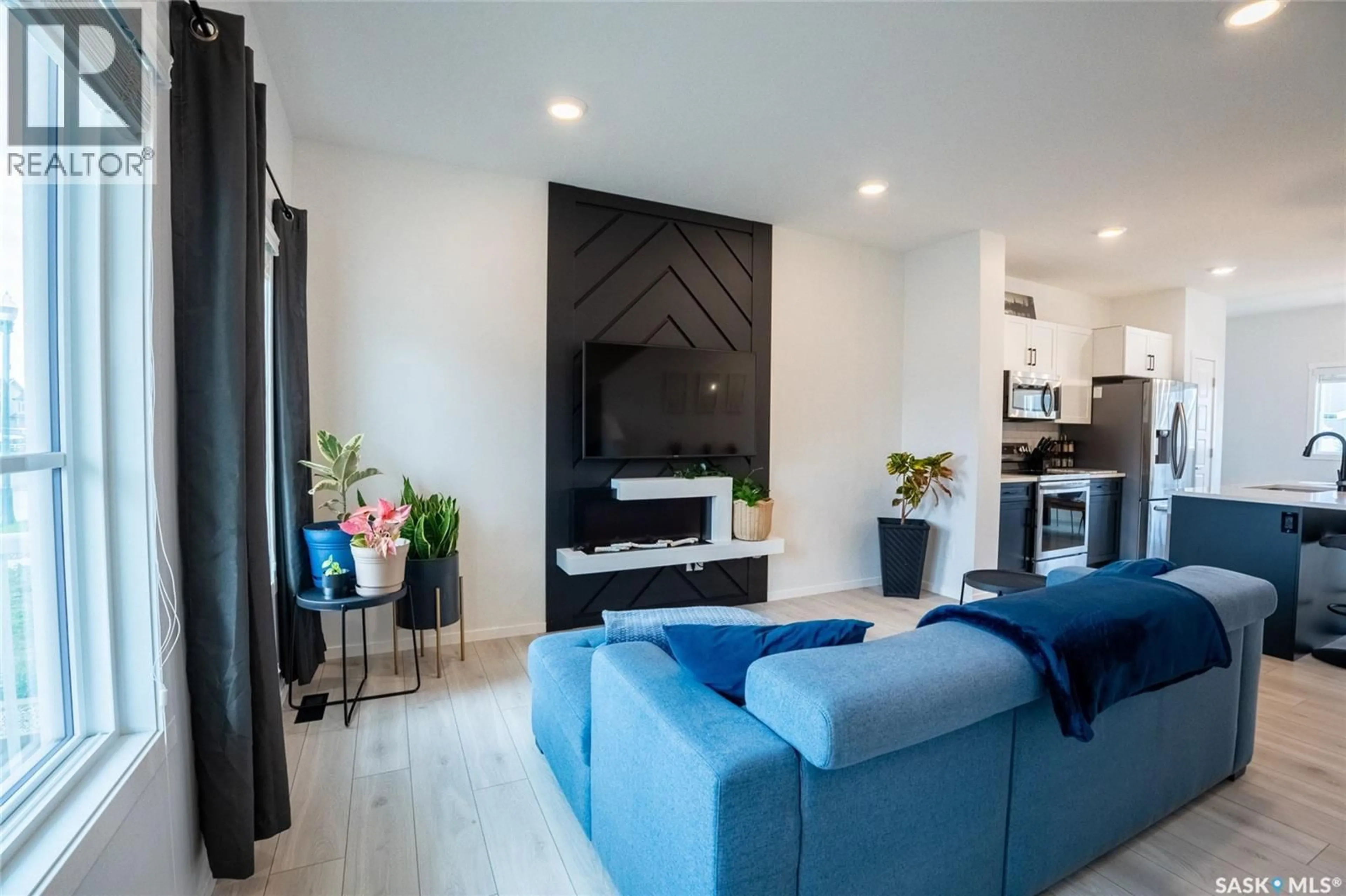 Unknown for 5024 PRIMROSE GREEN DRIVE, Regina Saskatchewan S4V3S5