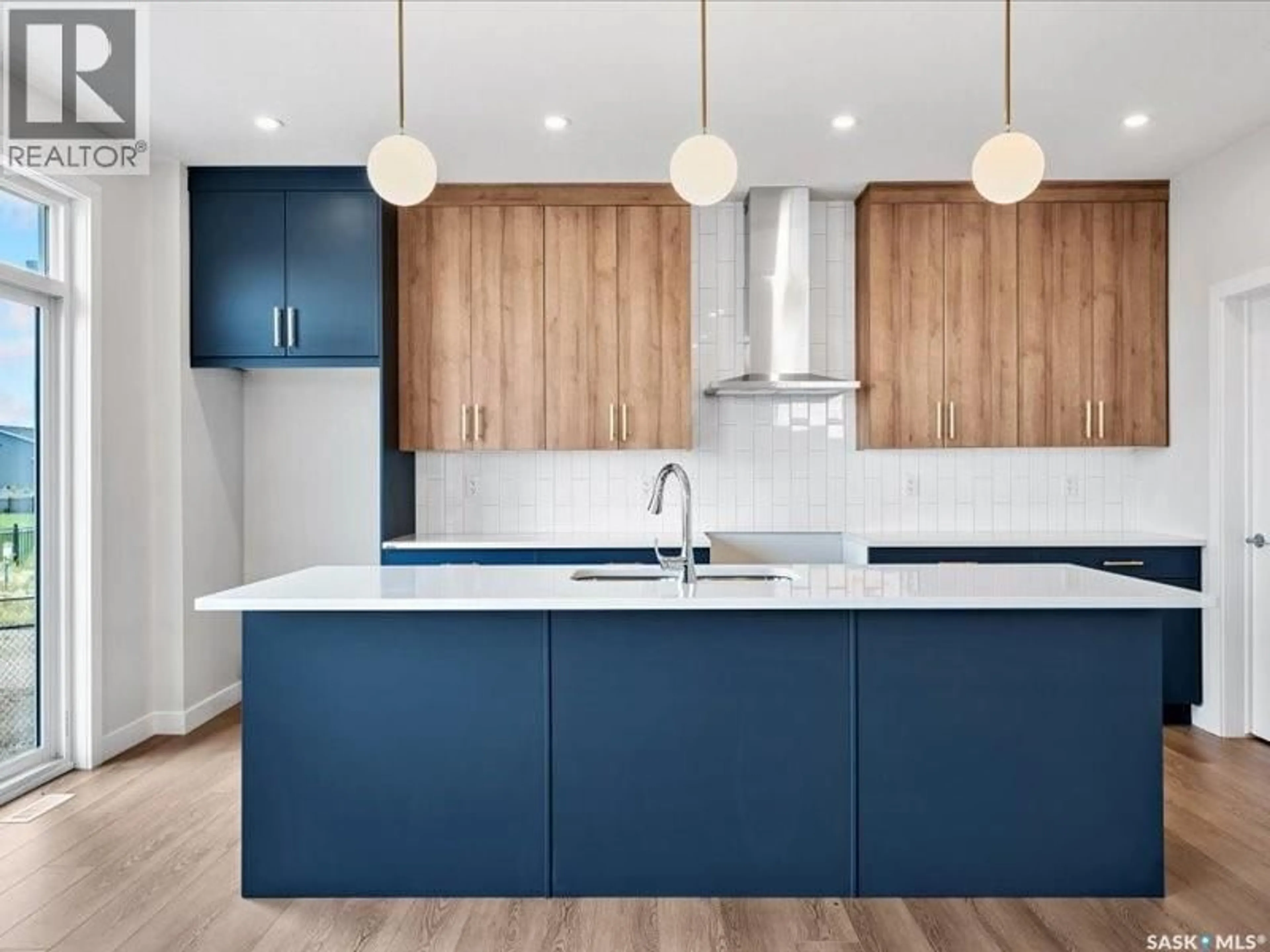 Contemporary kitchen, unknown for 107 KATZ AVENUE, Saskatoon Saskatchewan S7V1S9