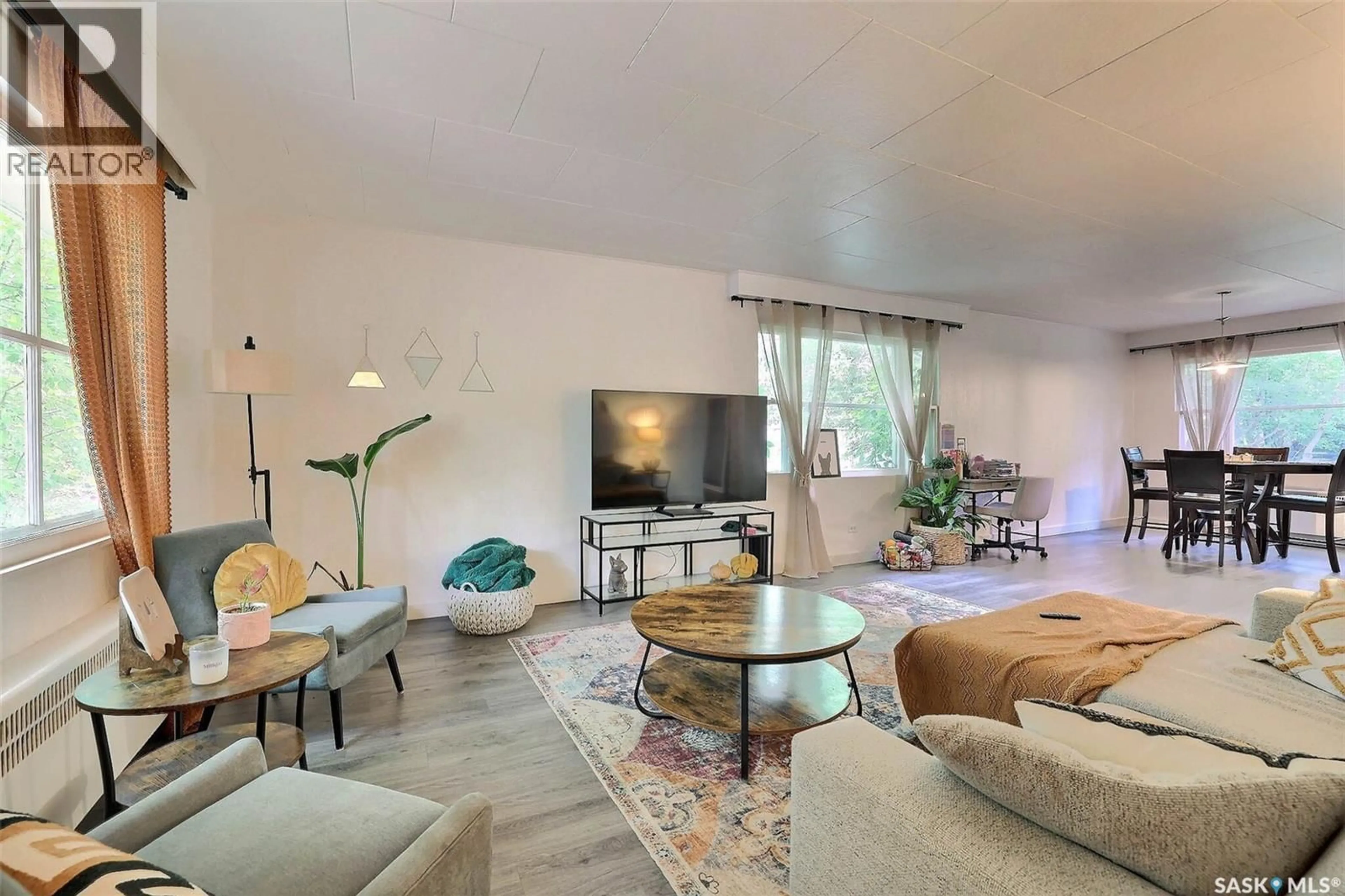 Living room with furniture, unknown for 3222 RAE STREET, Regina Saskatchewan S4S1S2